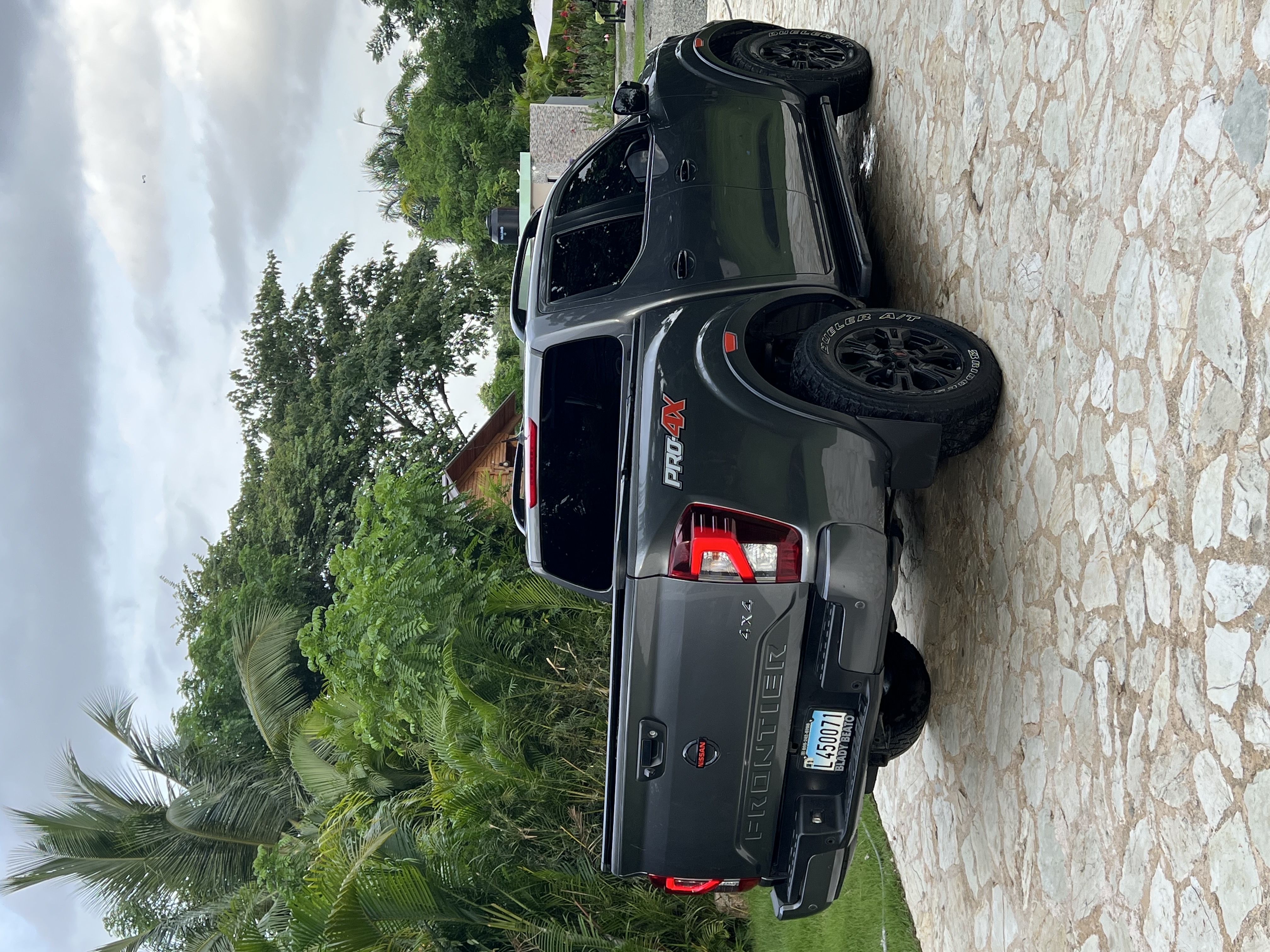 jeepetas y camionetas - Nissan Frontier Pro4X 2023 2