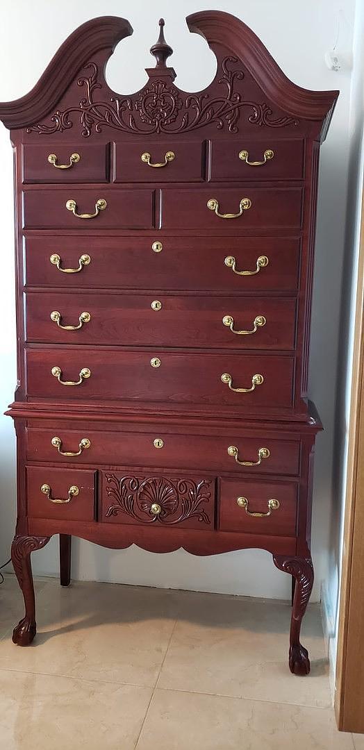 muebles y colchones - Vestidor Highboy Queen Anne