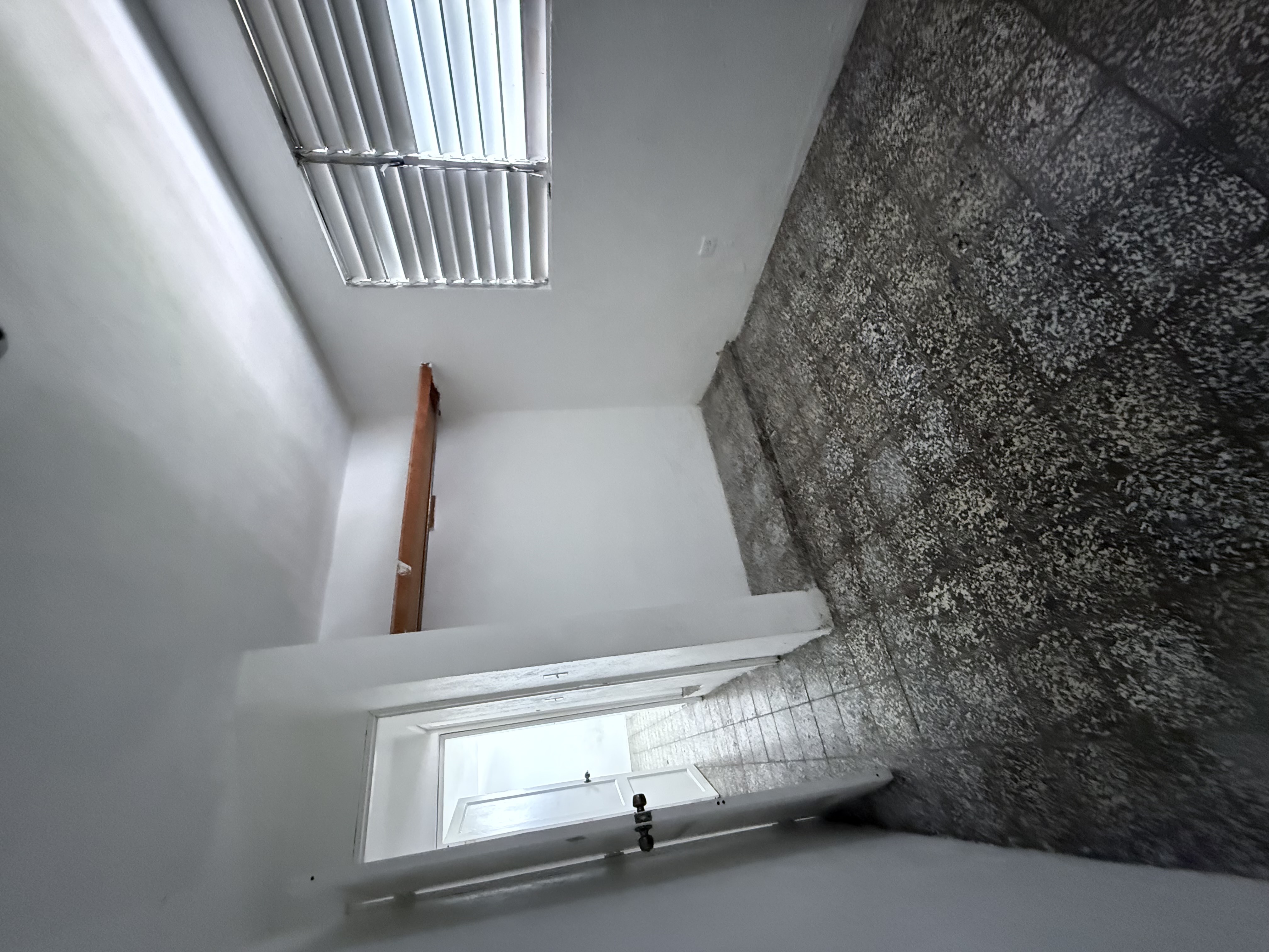 apartamentos - apto de 3 han. en Los Rios  5