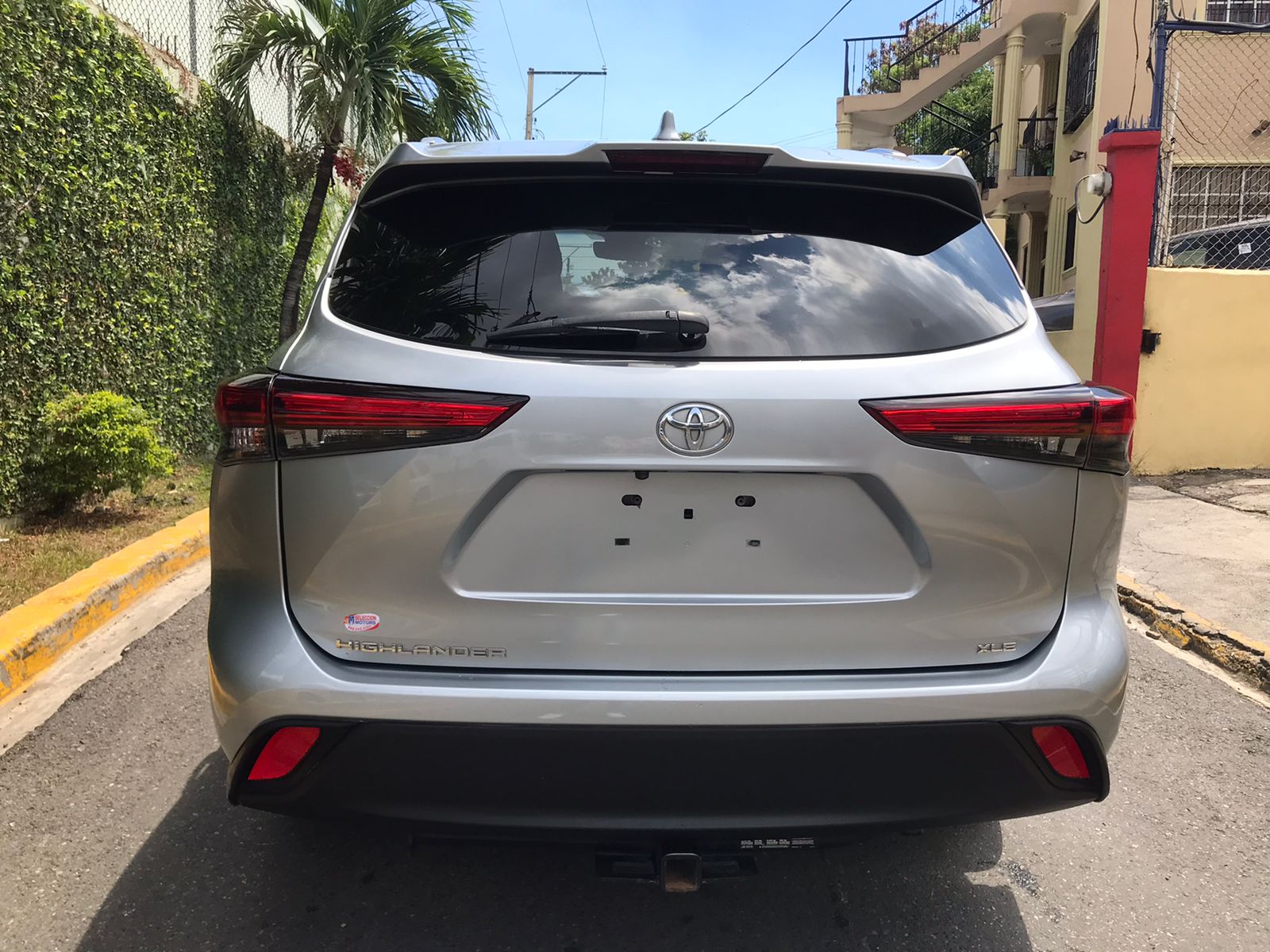jeepetas y camionetas - TOYOTA HIGHLANDER XLE 2020 4