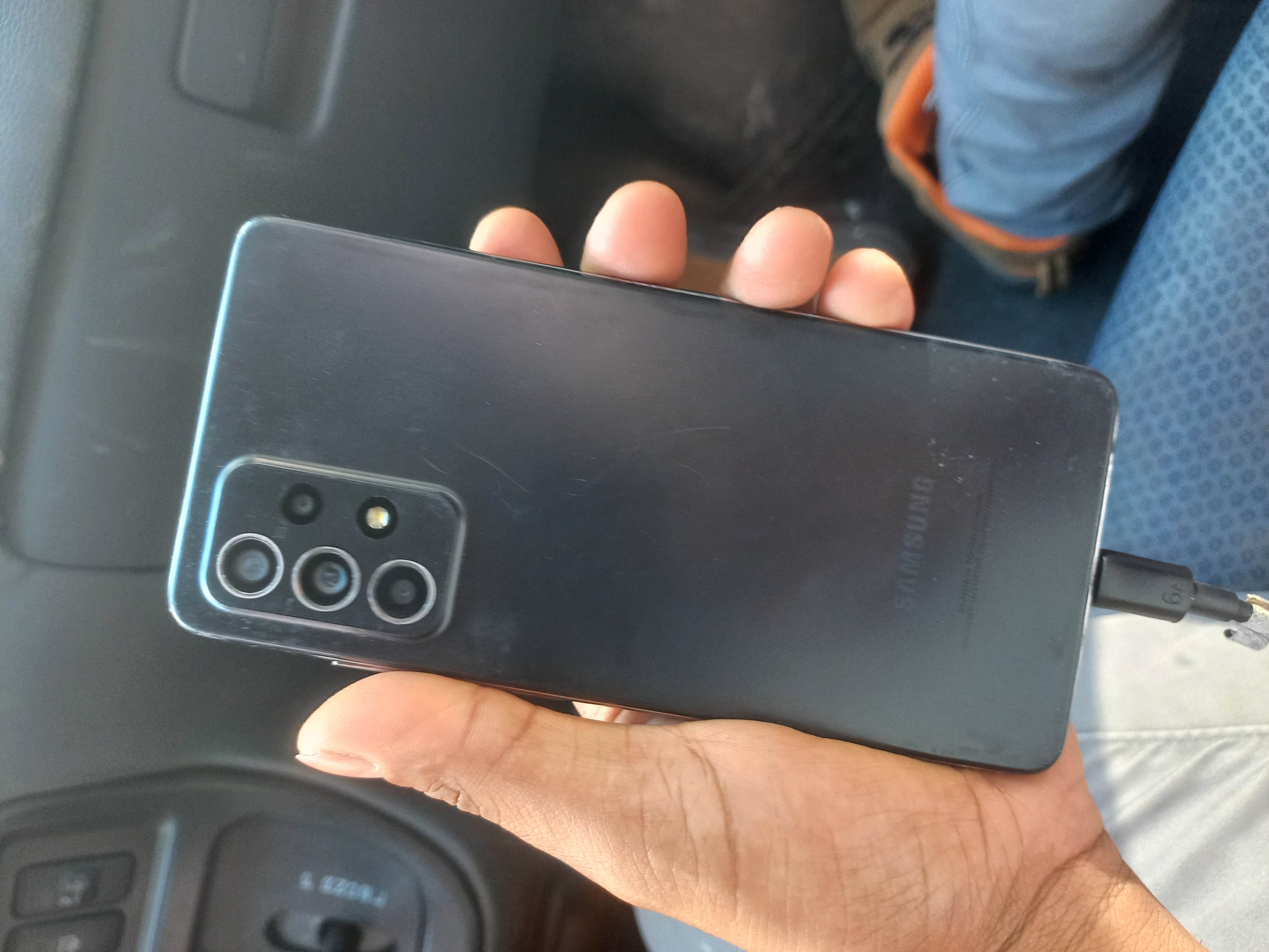 celulares y tabletas - Samsung Galaxy a52 3