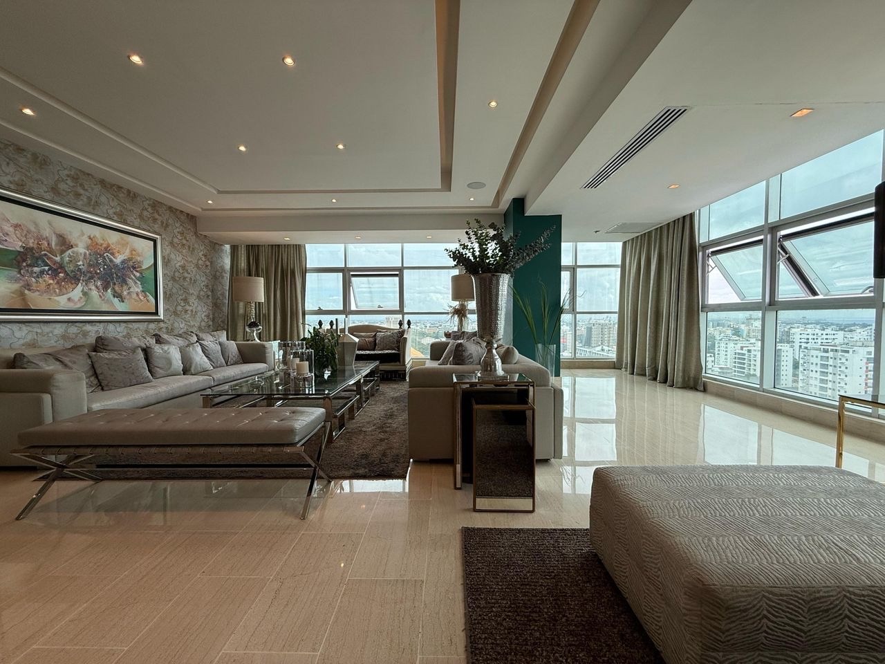 penthouses - PENTHOUSE EN VENTA SECTOR NACO DE 4 HABITACIONES 4 PARQUEOS JACUZZI, TERRAZA
