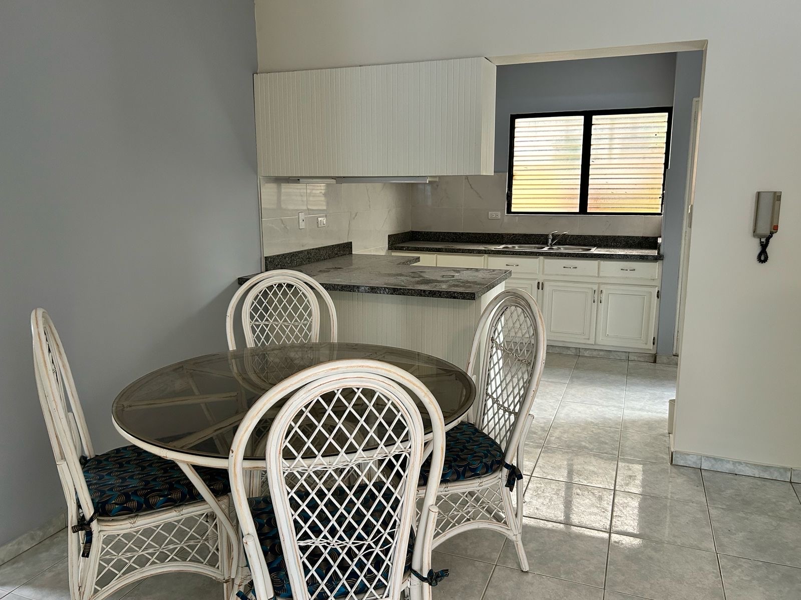 apartamentos - apartamento en alquiler - Evaristo morales  6