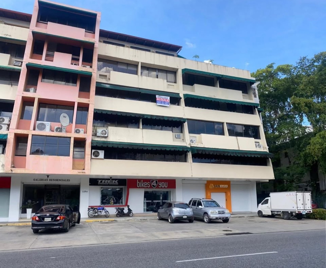 apartamentos - OPORTUNIDAD de inversión en la Gustavo Mejía Ricart 4
