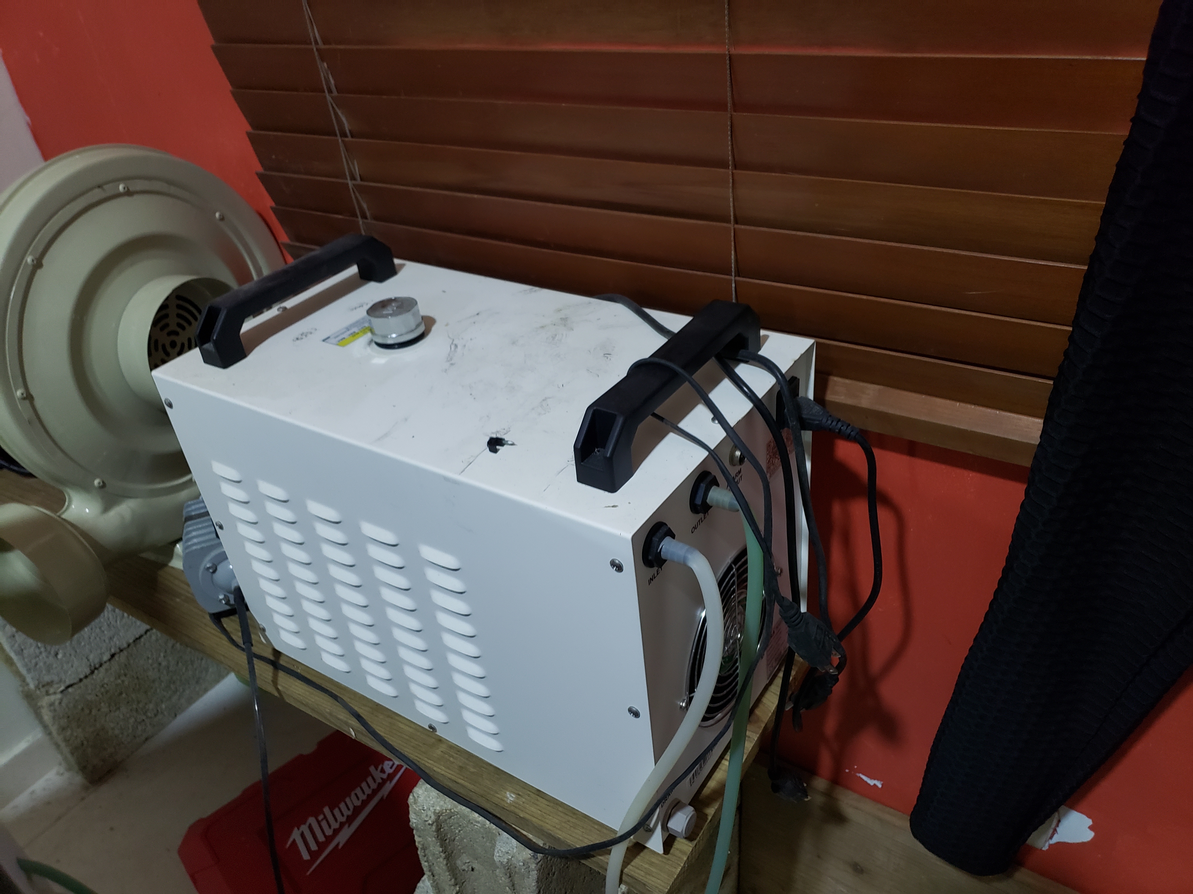 equipos profesionales - Maquina CNC Laser sin uso  5