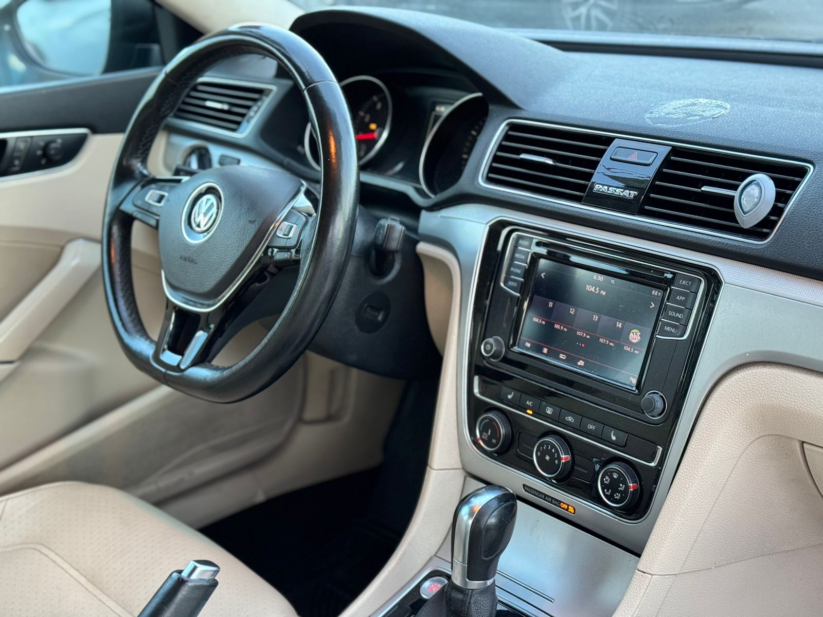 carros - Volkswagen Passat wolfburg Edition 2019 9