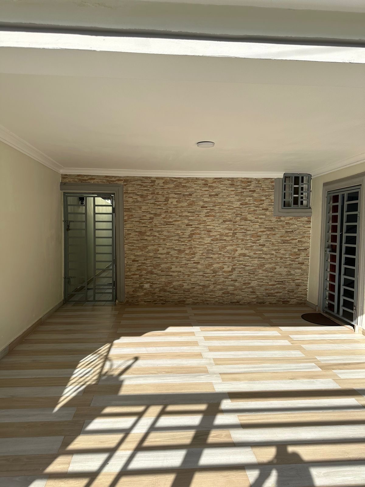 casas - vendo casa en Alma Rosa 2 Santo Domingo este  6