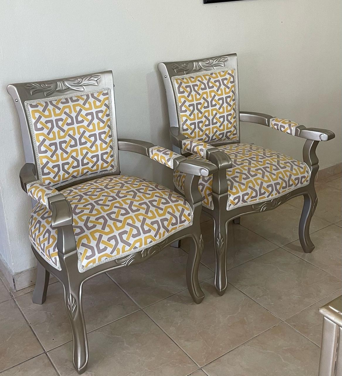 muebles y colchones - Butacas en andilova pintadas en dorado 0