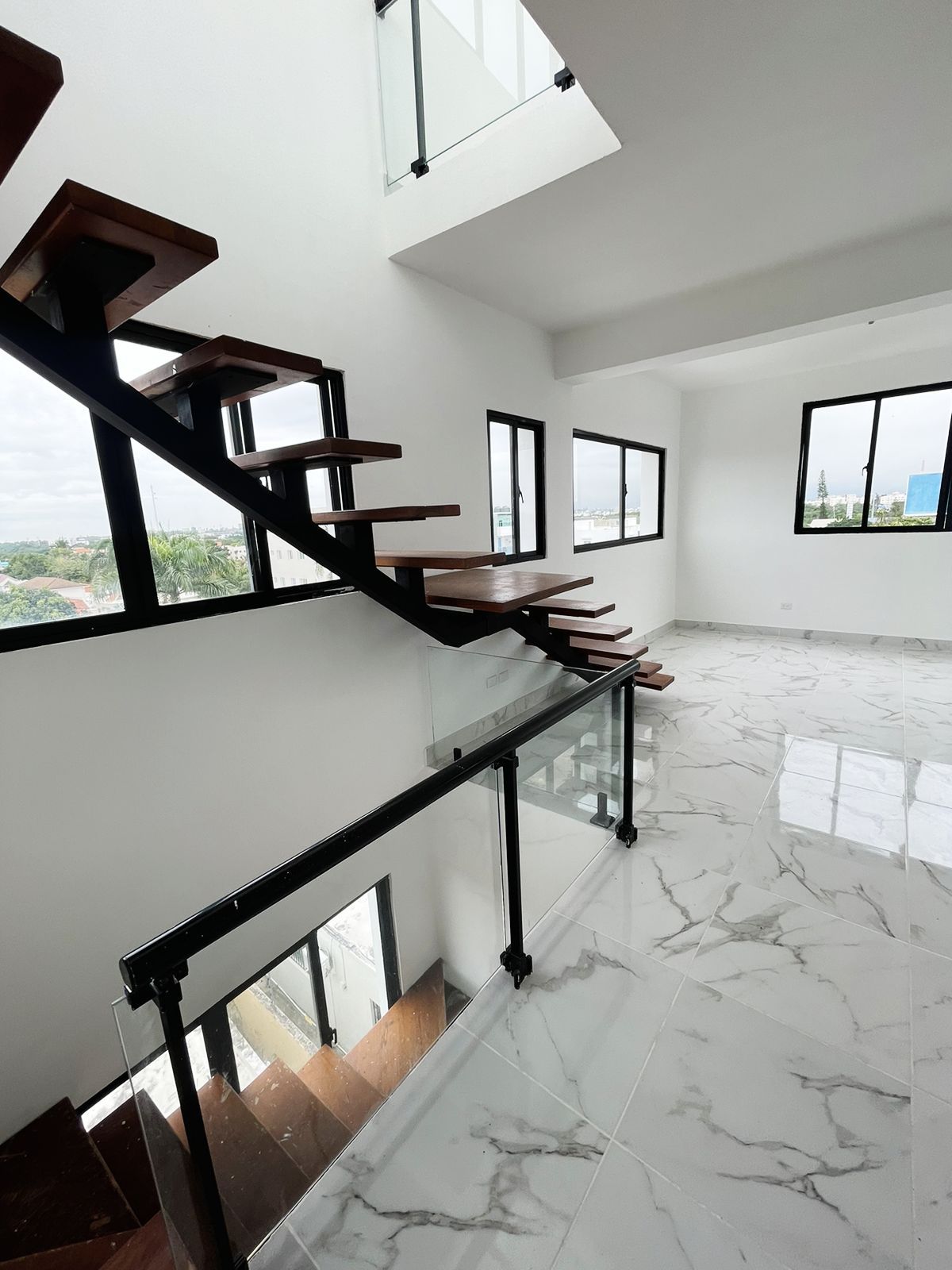 apartamentos - PENTHOUSE EN VENTA EN LOS ALAMOS, SANTIAGO. 3