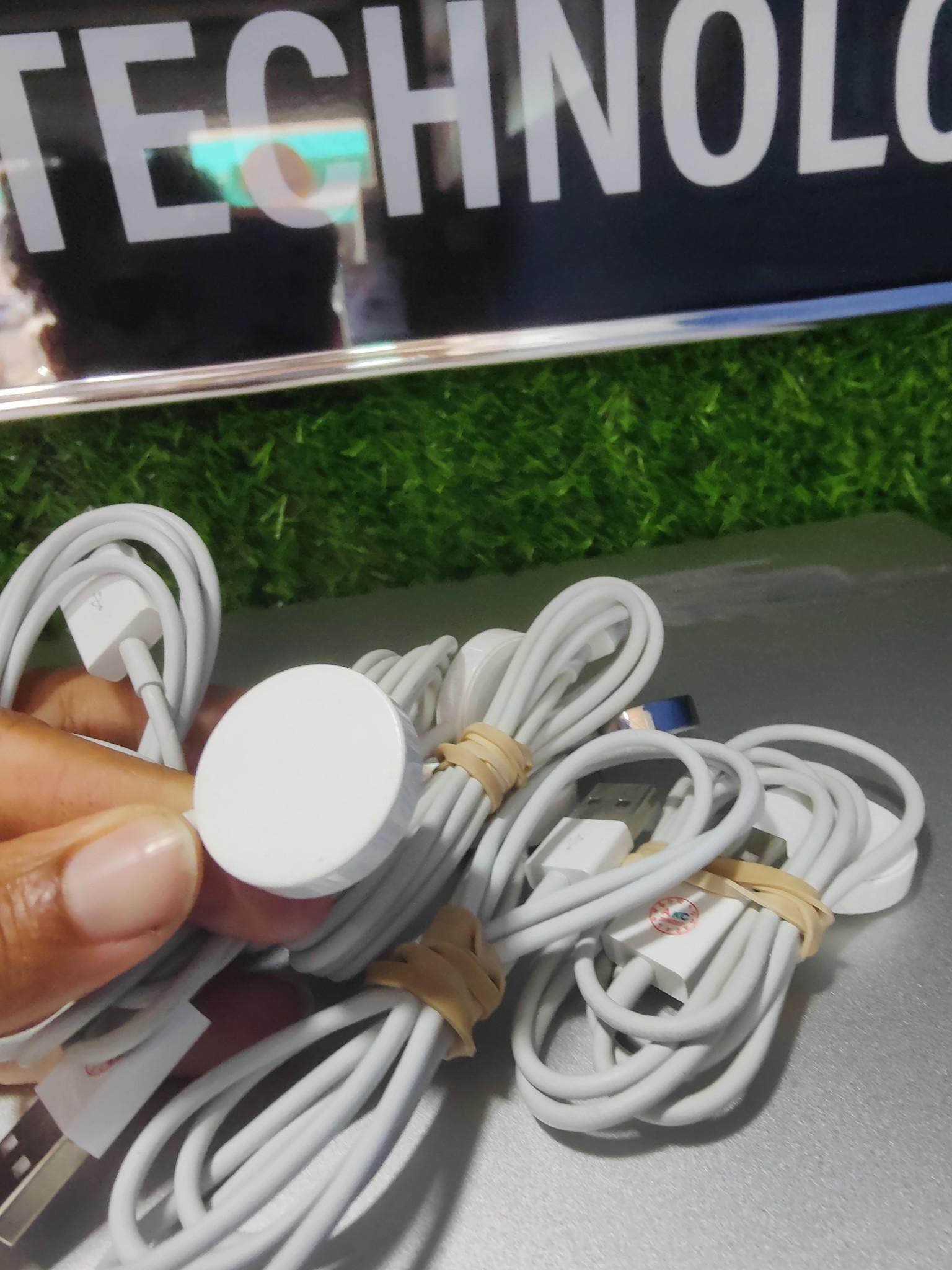 celulares y tabletas - Cargador Apple watch 2