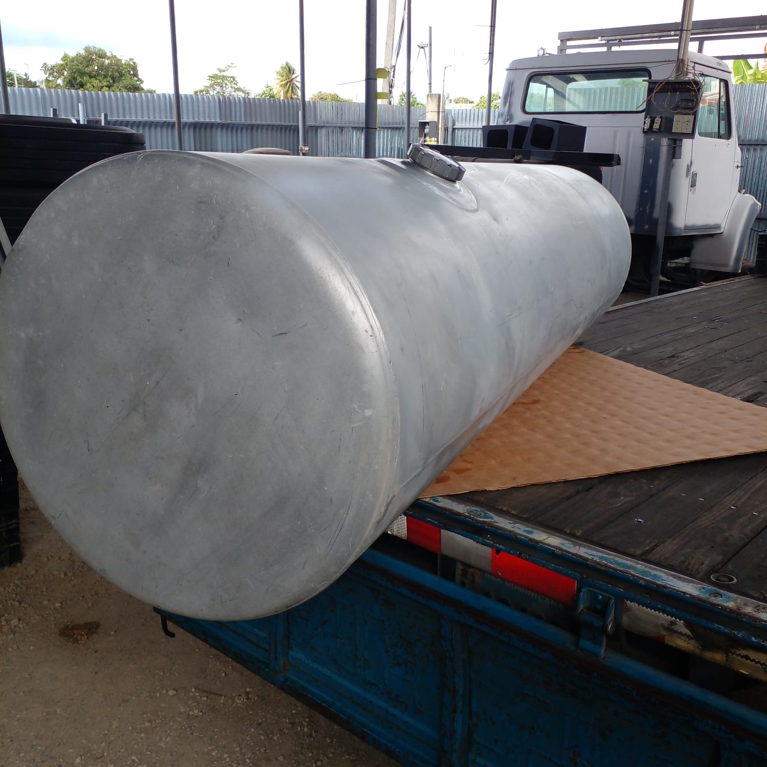 equipos profesionales - Tanque de aluminio 2