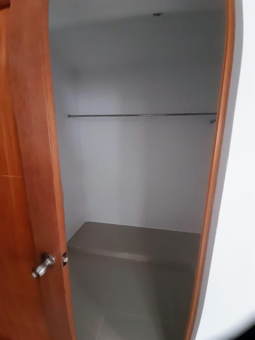 apartamentos - Apartamento en alquiler en el residencial altos de la Colombia  8