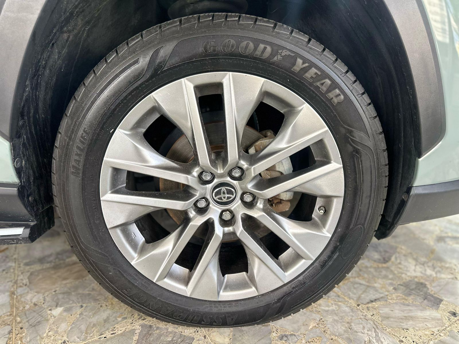 jeepetas y camionetas - Toyota Rav4 XLE 2020 Clean Carfax  7