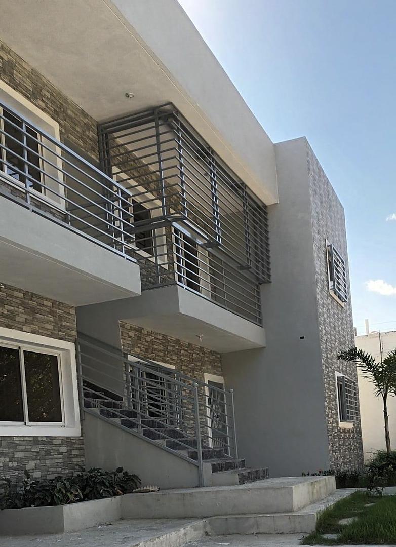 apartamentos - Apto alquiler en Residencial Carmen María - dentras de la embajada Americana  0