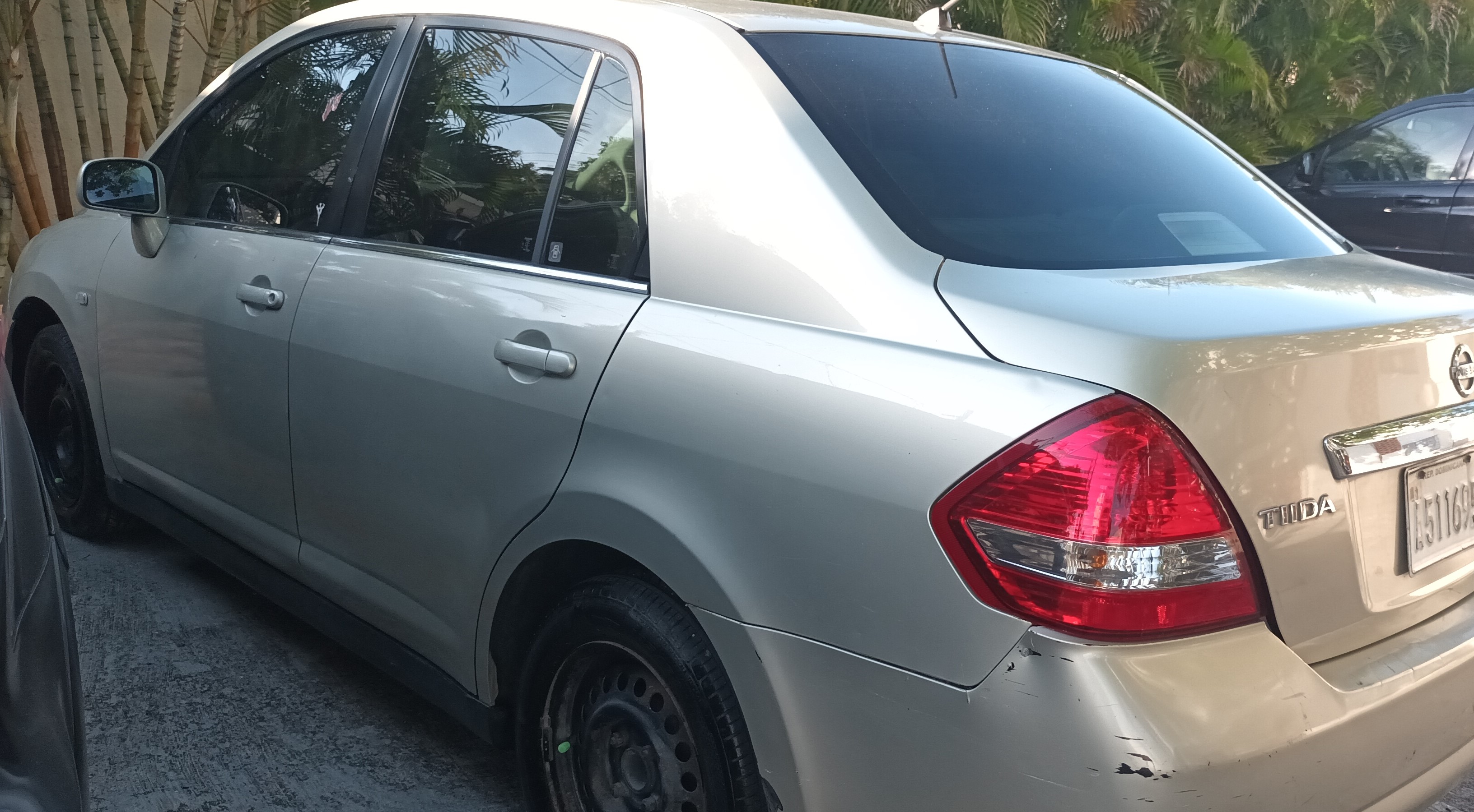 carros - Nissan Tiida 2008 2