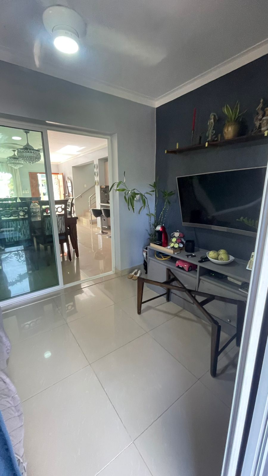 casas - Casa en Venta en Ciudad Modelo próximo a la Avenida Jacobo Majluta 5