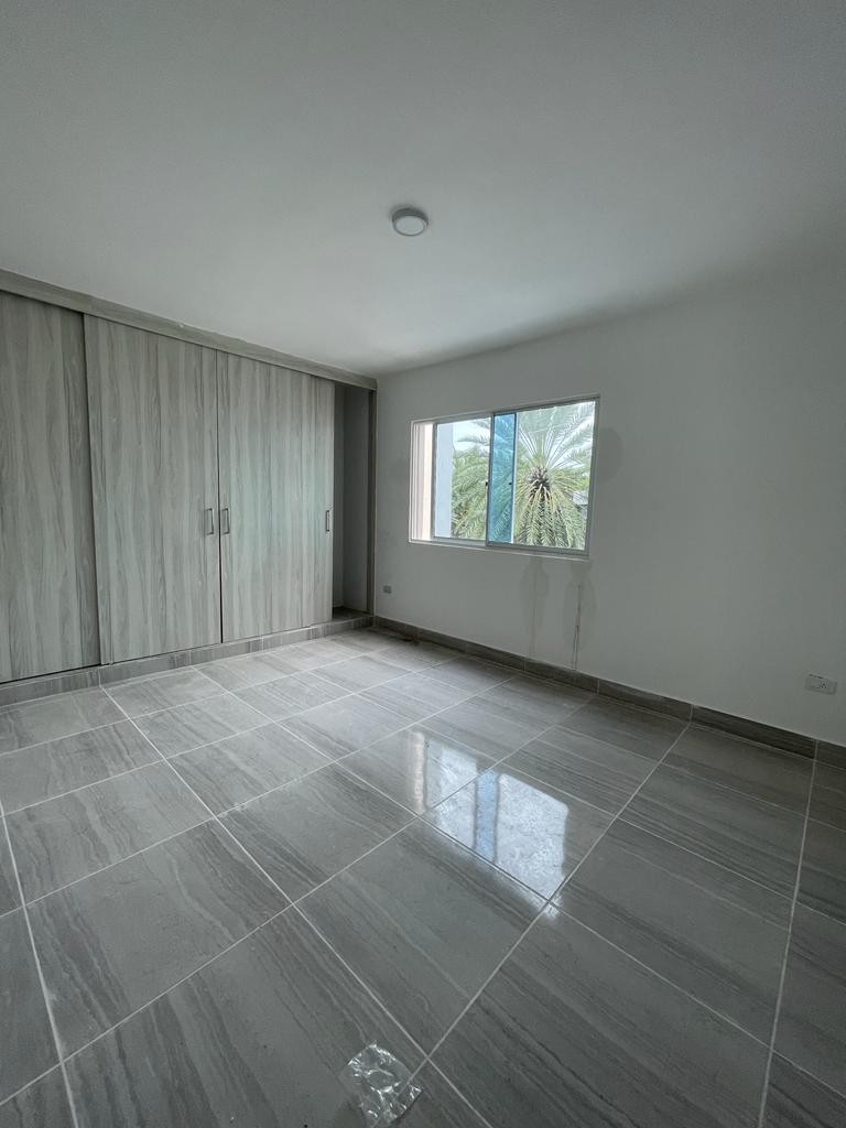 casas - Casa en VENTA en MIRADOR DEL OESTE 

 PRECIO: US $284,000
 3