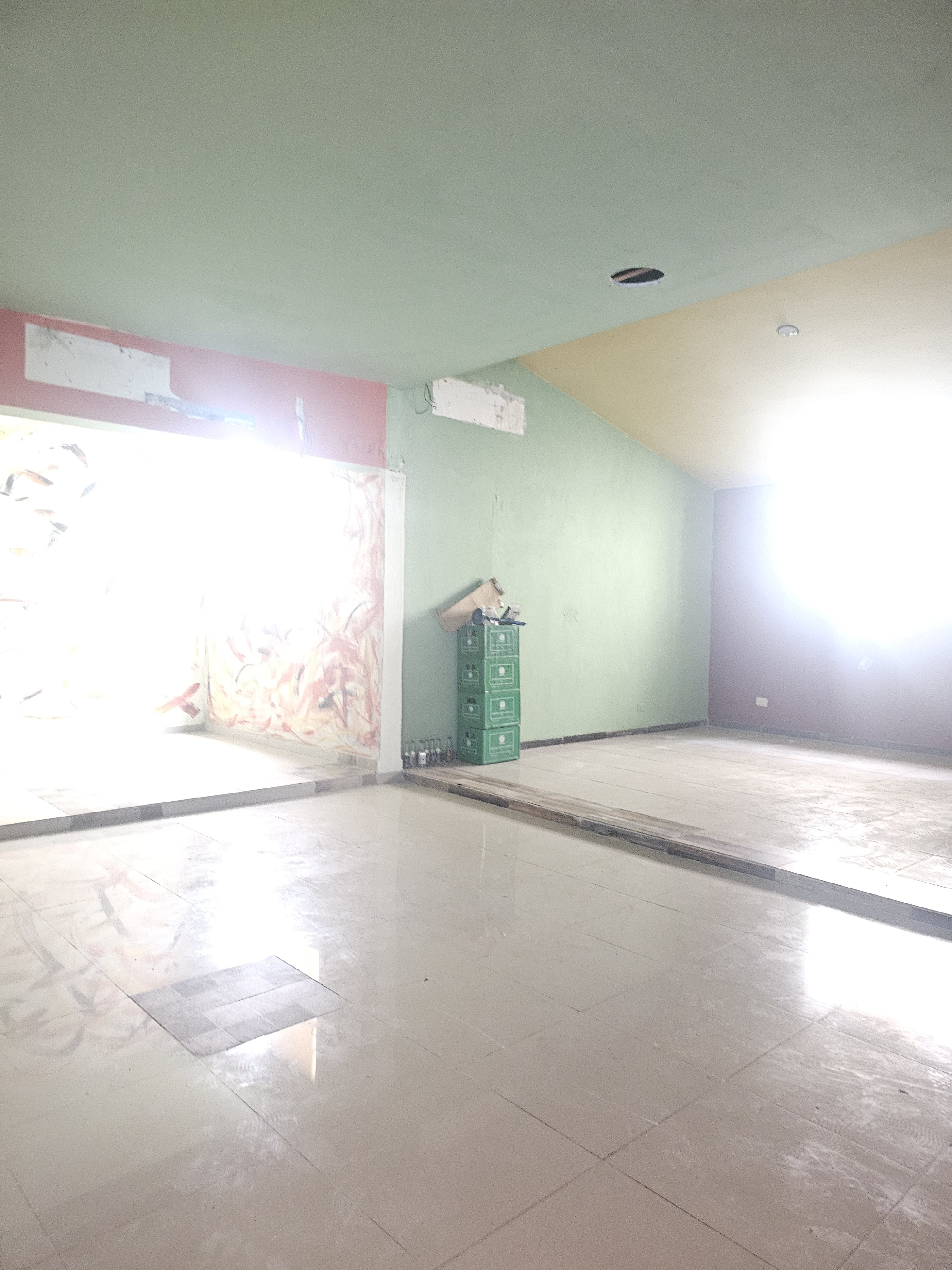 oficinas y locales comerciales - Local céntrico Renacimiento 2