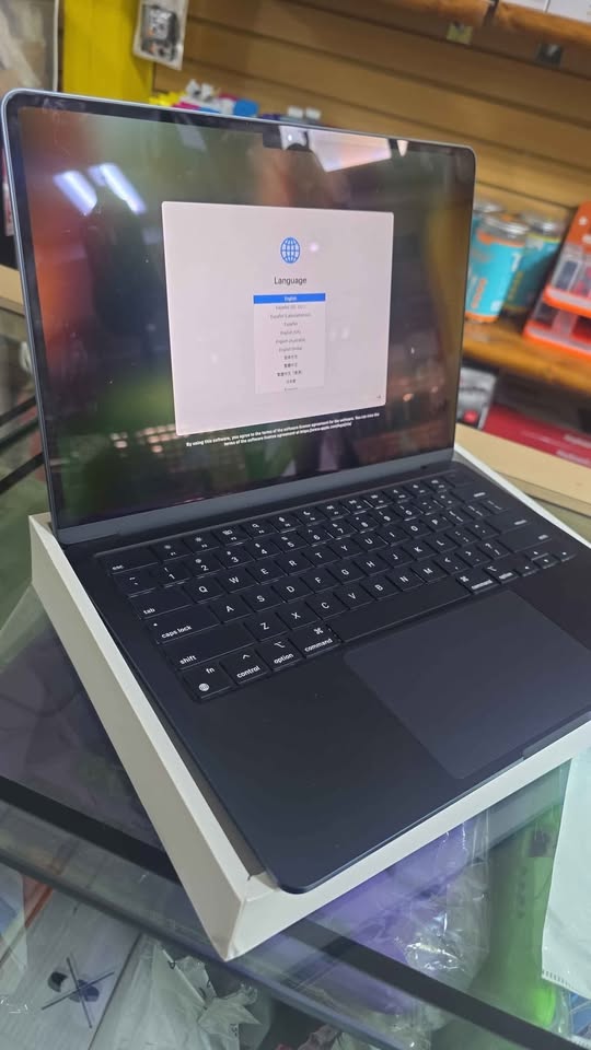 computadoras y laptops - MacBook Air M3 13 512GB 16GB RAM 1