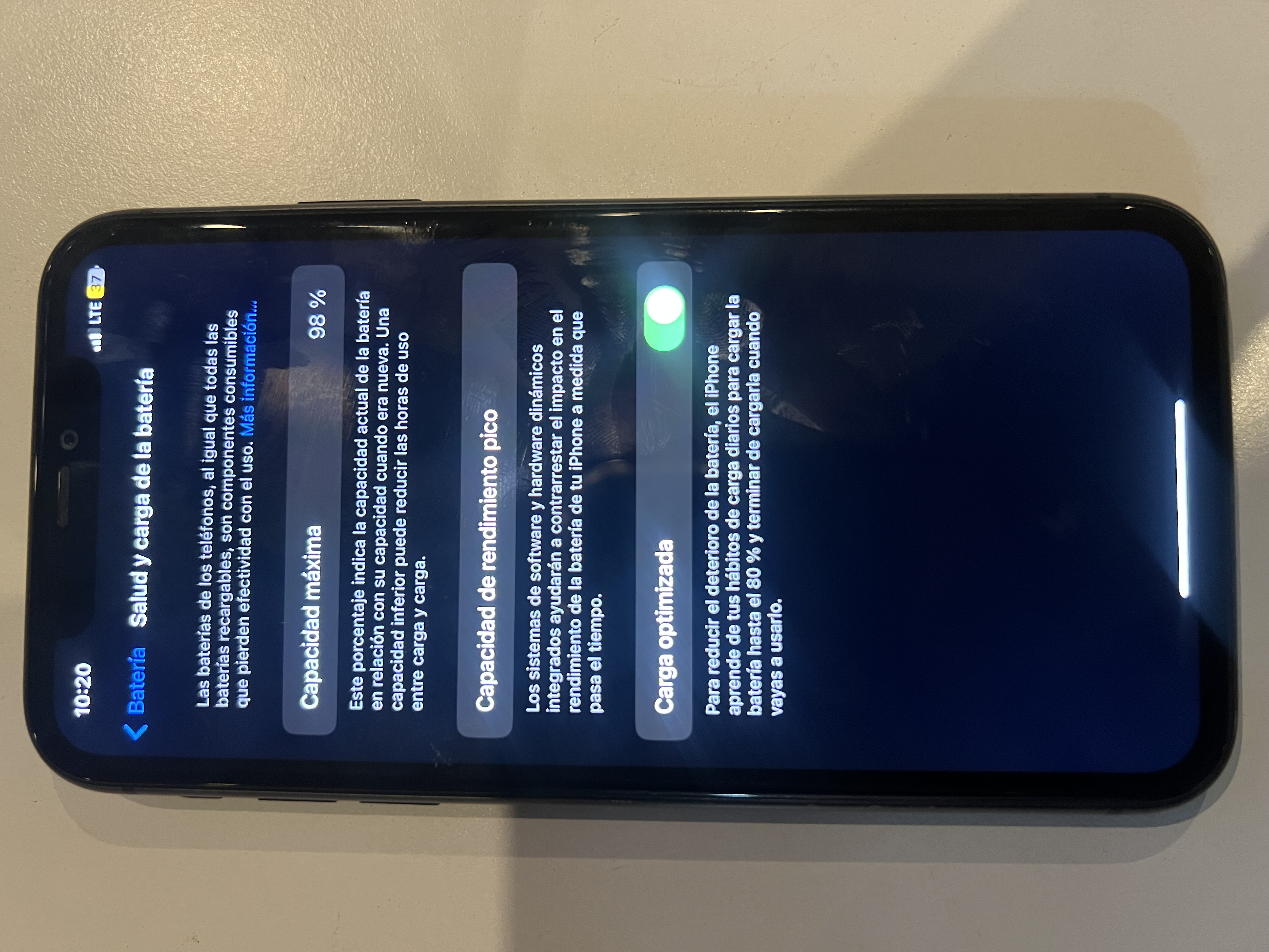 celulares y tabletas - iPhone 11 normal 64gb en venta, 10,000 3