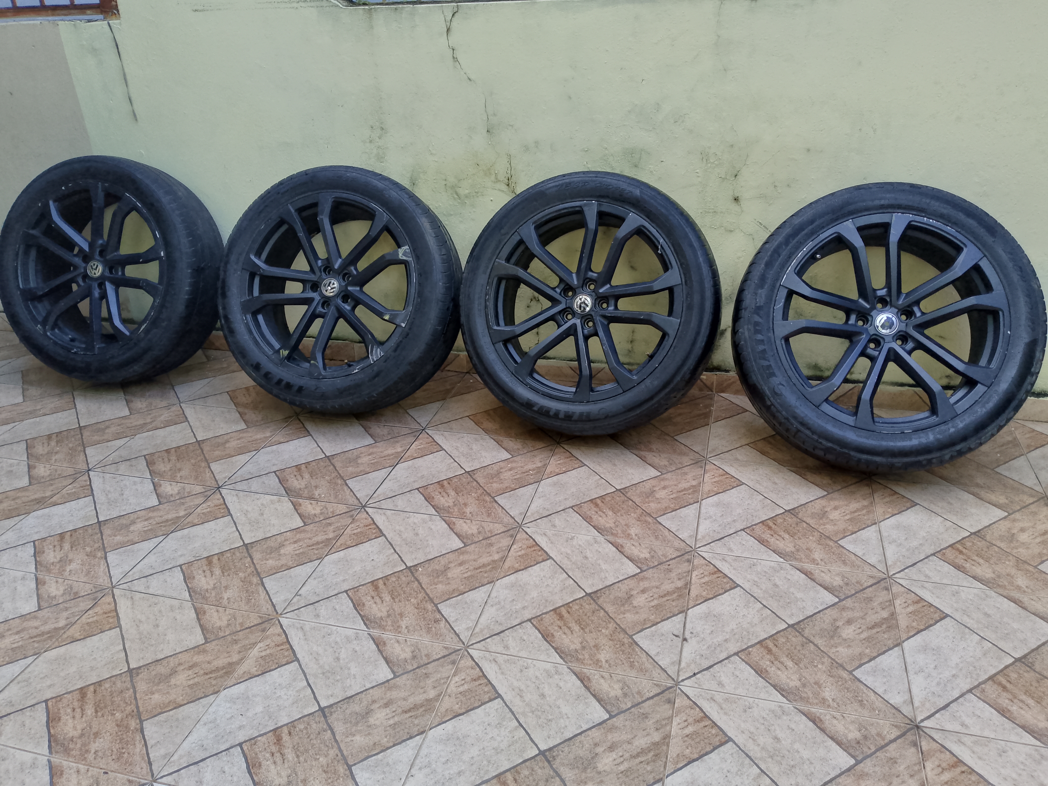 repuestos - Se vende Juego de Aros de Volkswagen (Negociable) 1