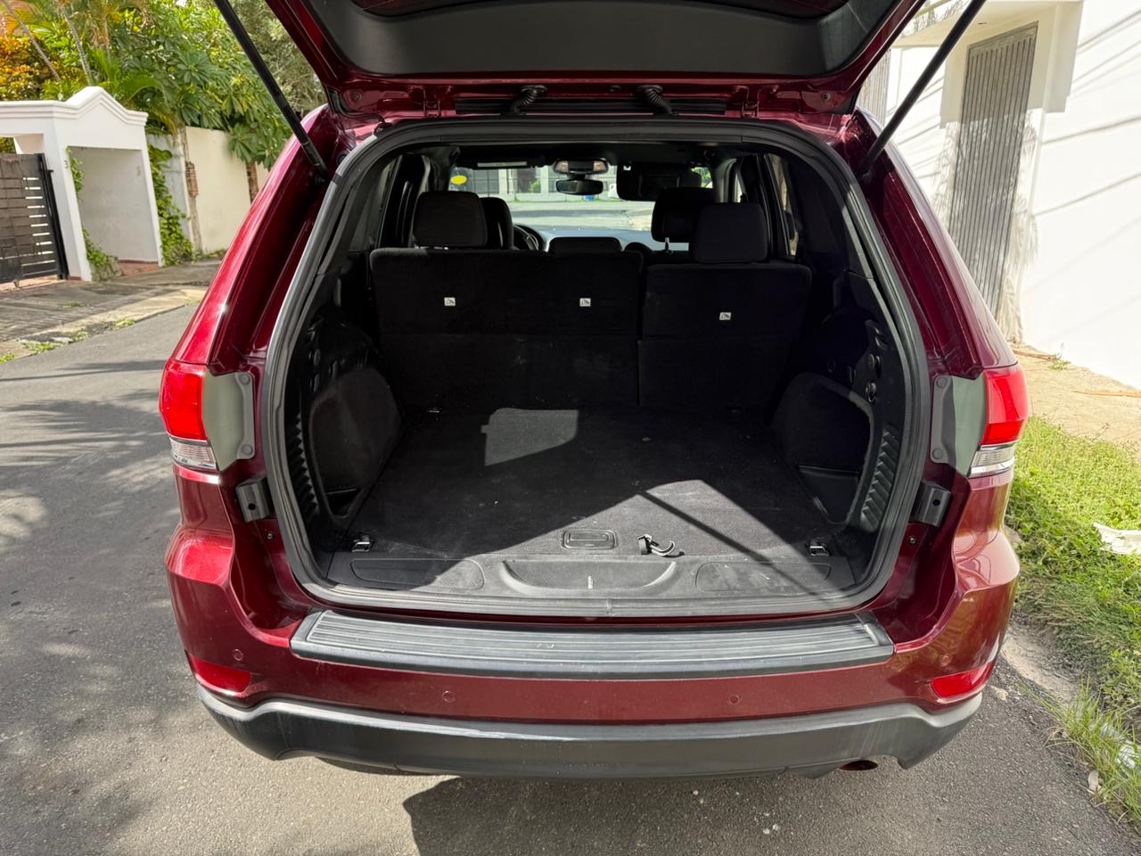 jeepetas y camionetas - Jeep Grand Cherokee 4x4 2017 LAREDO 7