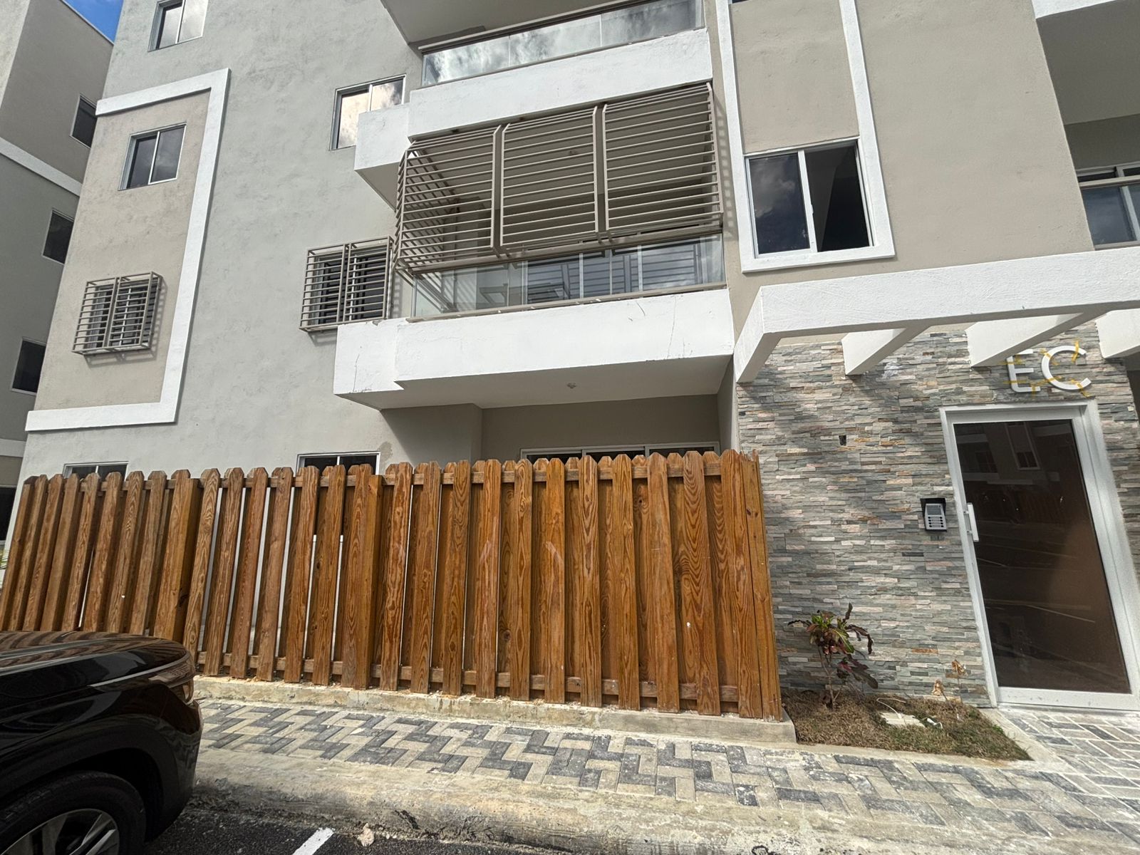 apartamentos - apartamento primer piso nuevo 7