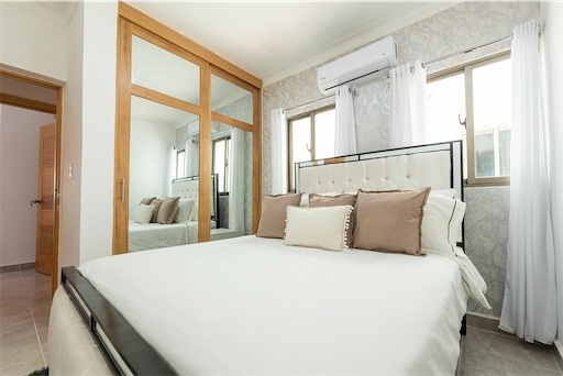 apartamentos - Venta de apartamento full amueblado en la autopista de san Isidro Santo Domingo 3