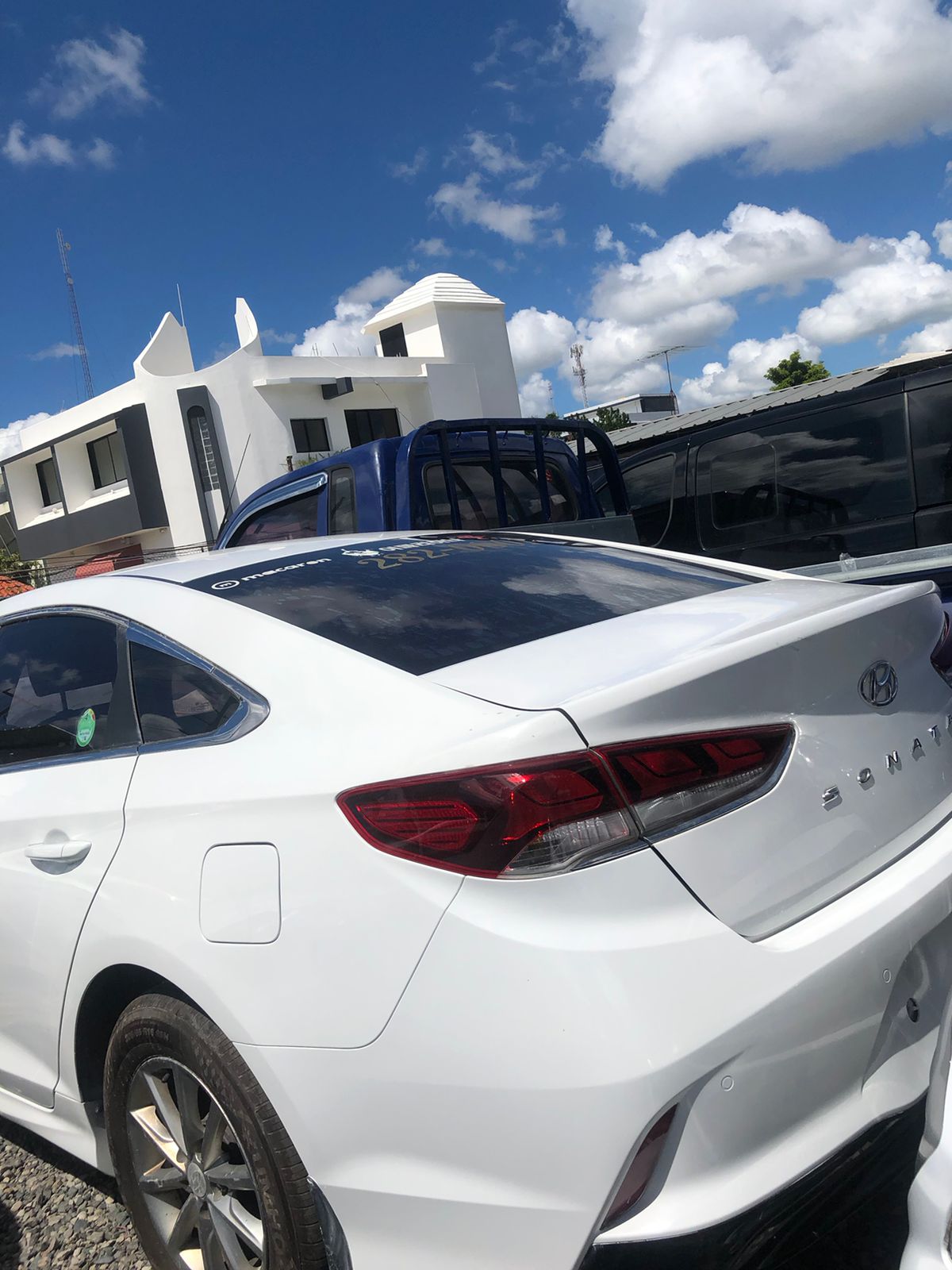 jeepetas y camionetas - HYUNDAI SONATA NEW RISE 2018 BLAN DESDE: RD$735MIL 2