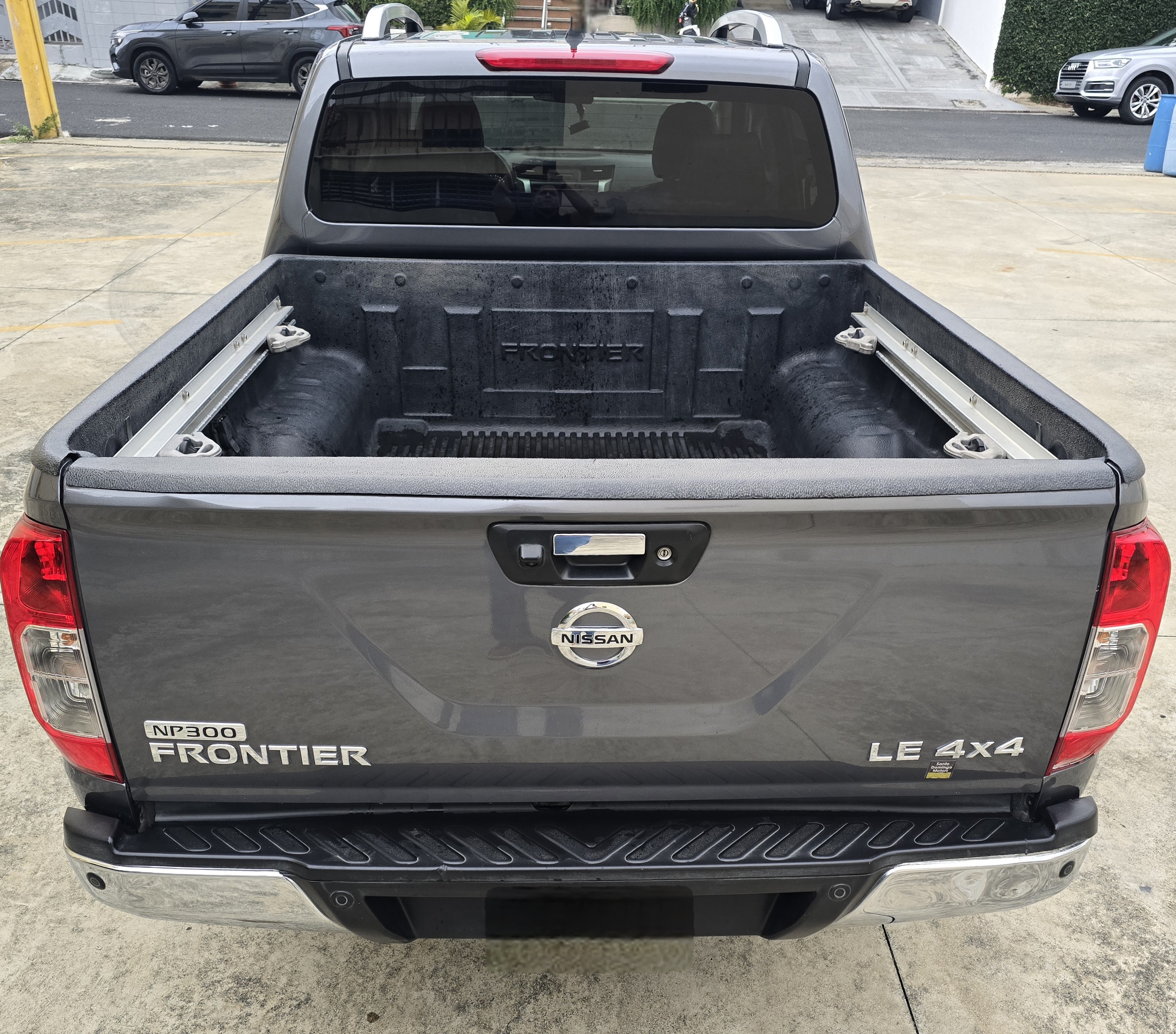jeepetas y camionetas - Nissan Frontier NP300 4x4 Automática 2016 4