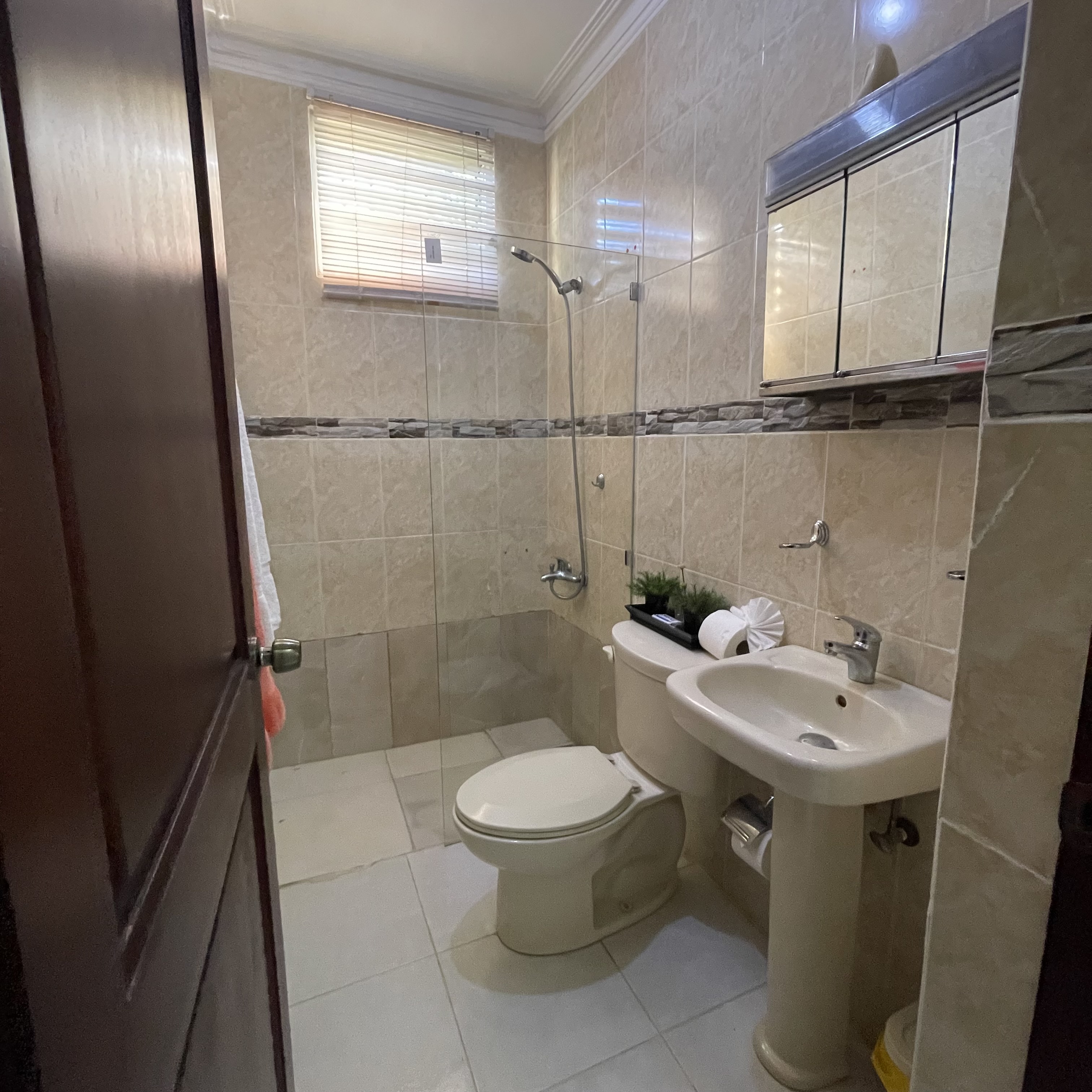apartamentos - Apartamento en venta AMUEBLADO, Gurabo, 2do. Nivel 6