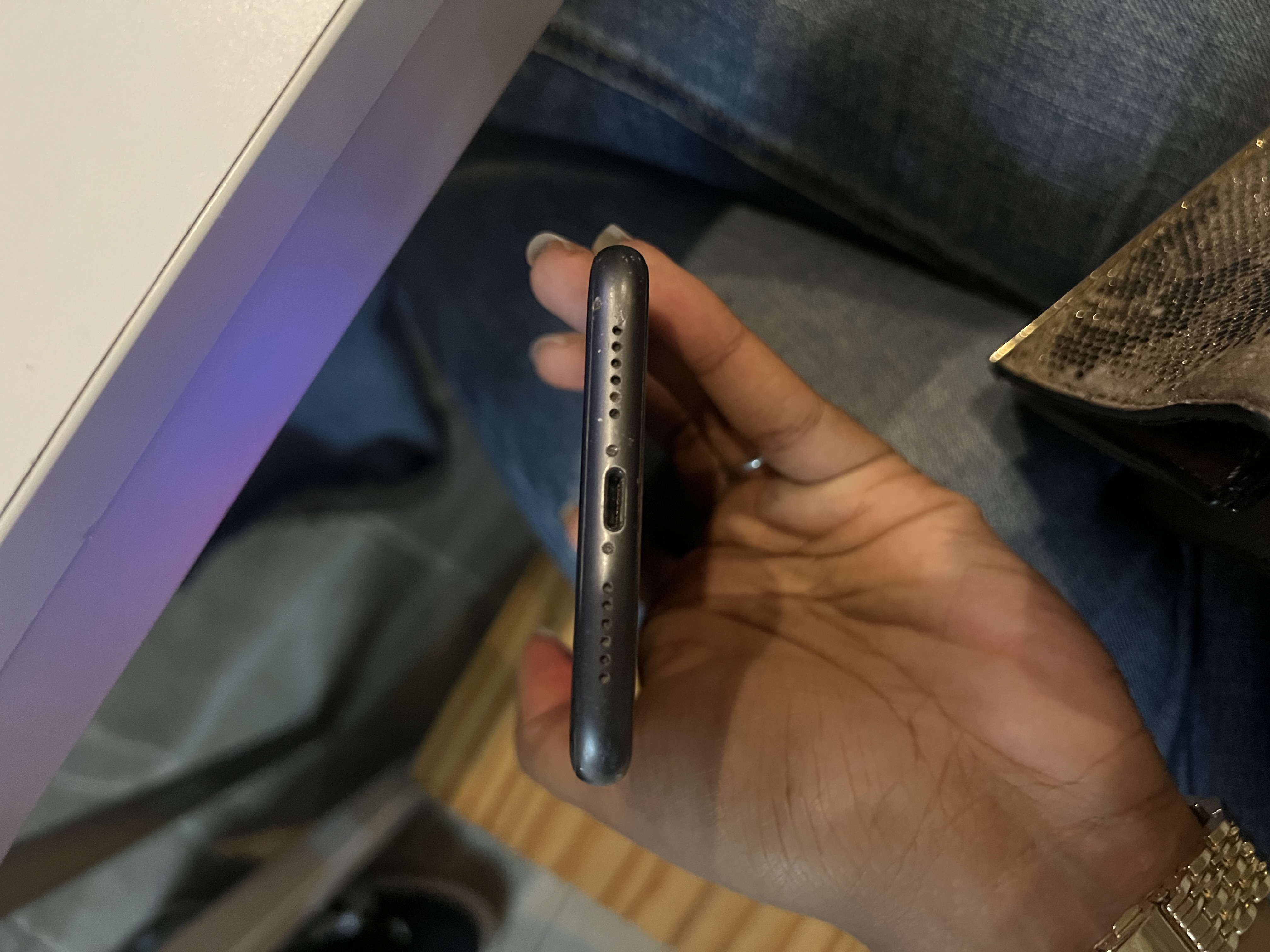 celulares y tabletas - iPhone 11 normal 64gb en venta, 10,000 4