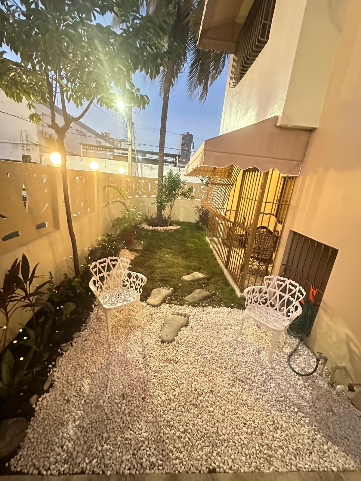 casas - Casa amueblada en alquiler  en Ave. Independencia 