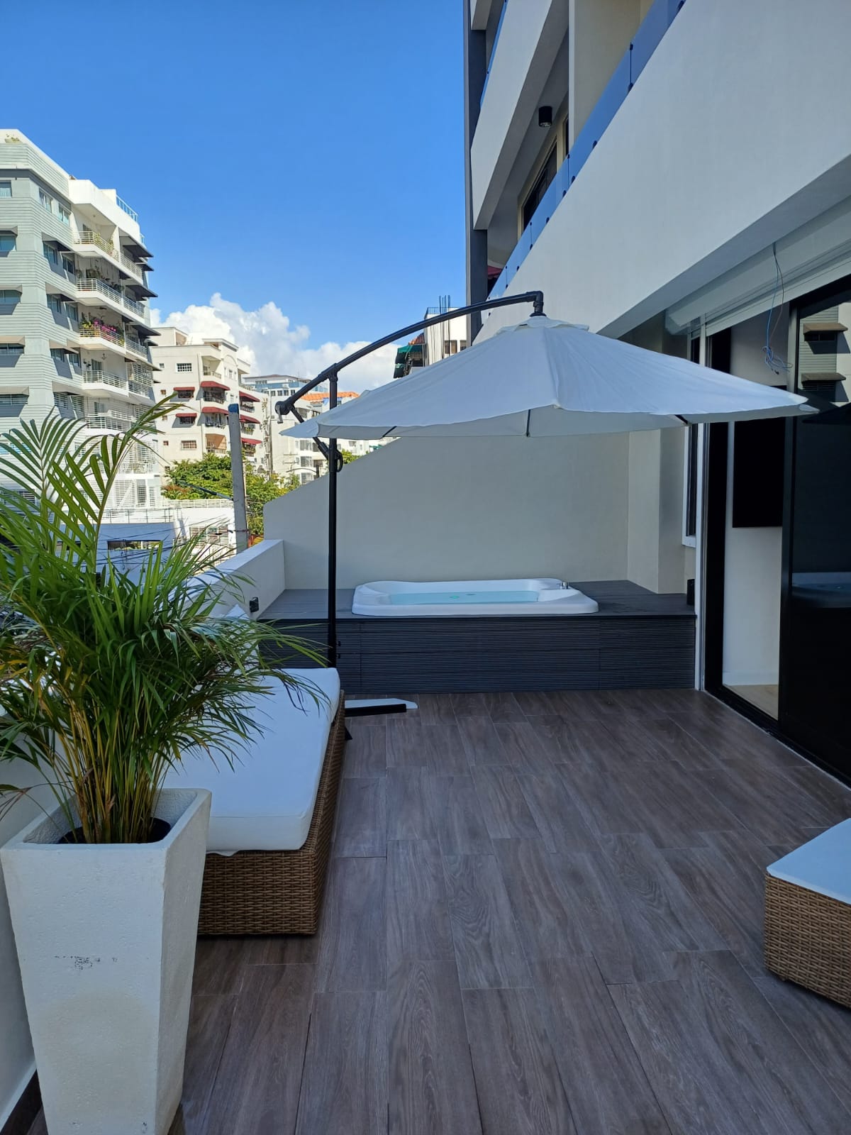 apartamentos - amueblado en Bella Vista cerca Downtown Center