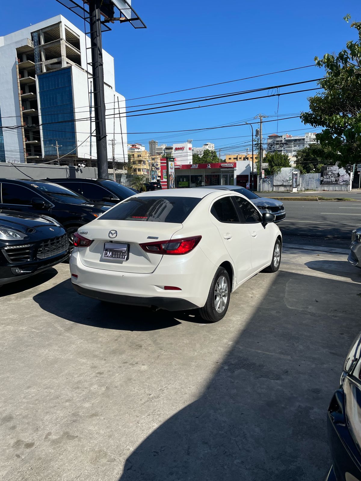 carros - Somos MEY AUTOS SALES SRL  2
