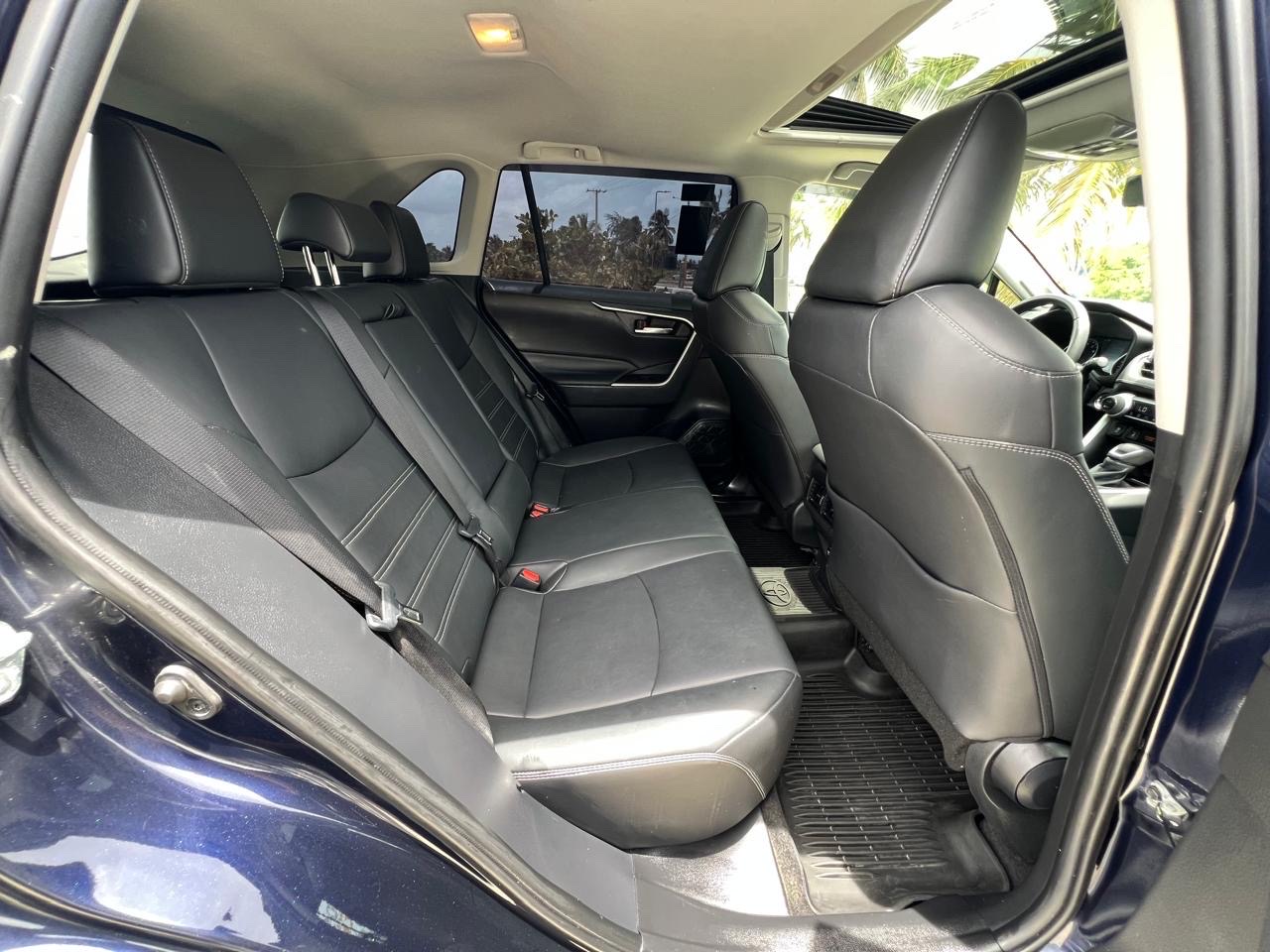 jeepetas y camionetas - TOYOTA RAV4 XLE PREMIUM 2021 4X4 LA MÁS FULL! RECIÉN IMPORTADA AMERICANA! NUEVAA 8