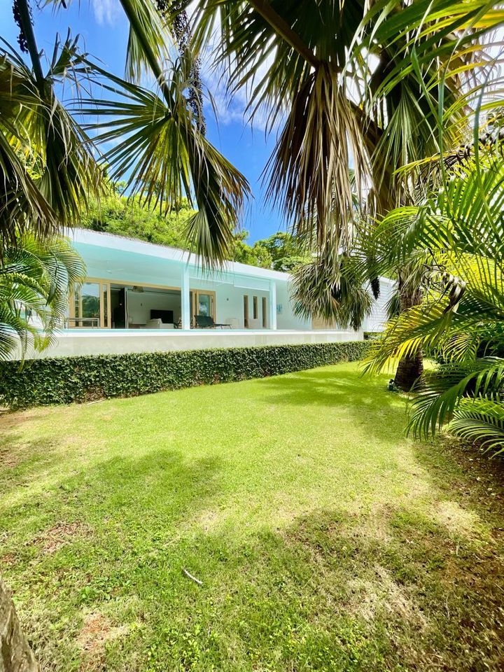 casas vacacionales y villas - Casa en venta las  Terrenas 1