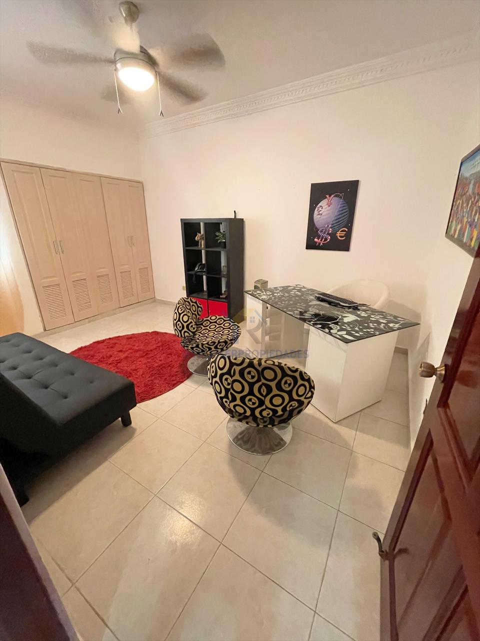 apartamentos - Rento 2da con terraza en Urb. Real Amueblado  2