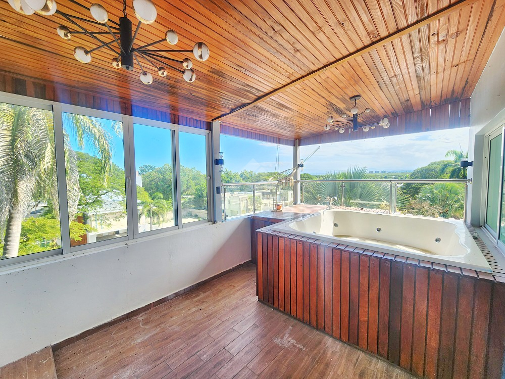 penthouses - PENTHOUSE TERRAZA Y JACUZZY PROXIMO LOS SAMANES STGO. 9