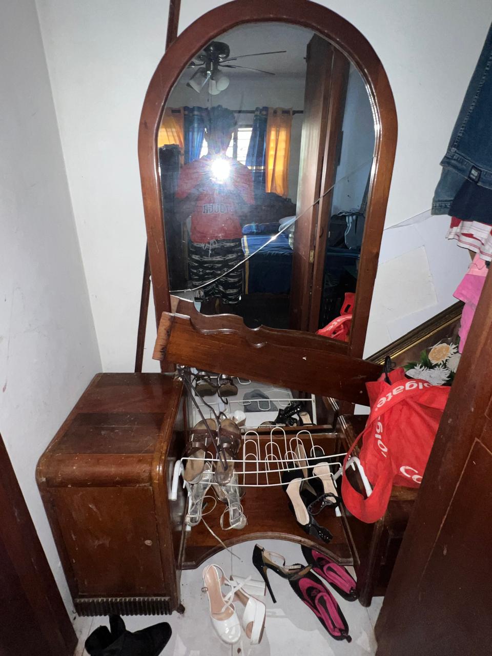 muebles y colchones - juego de habitacion en caoba 0