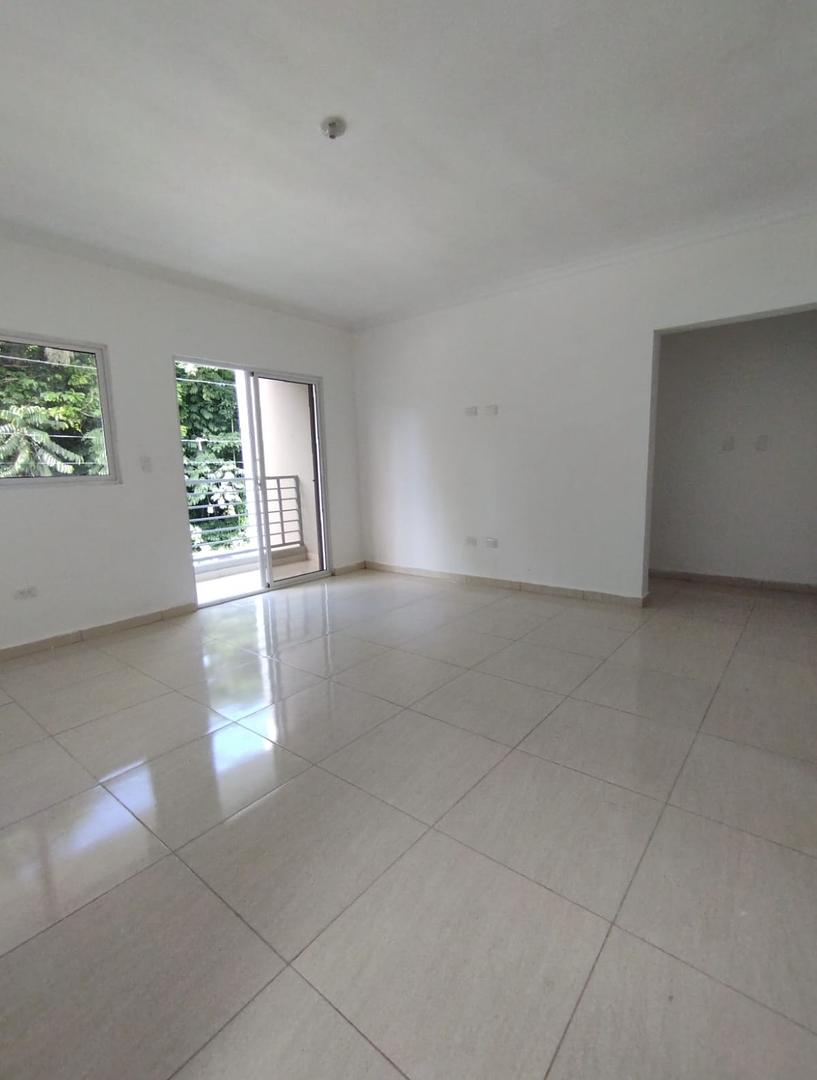 apartamentos - Apto alquiler en Residencial Carmen María - dentras de la embajada Americana  2