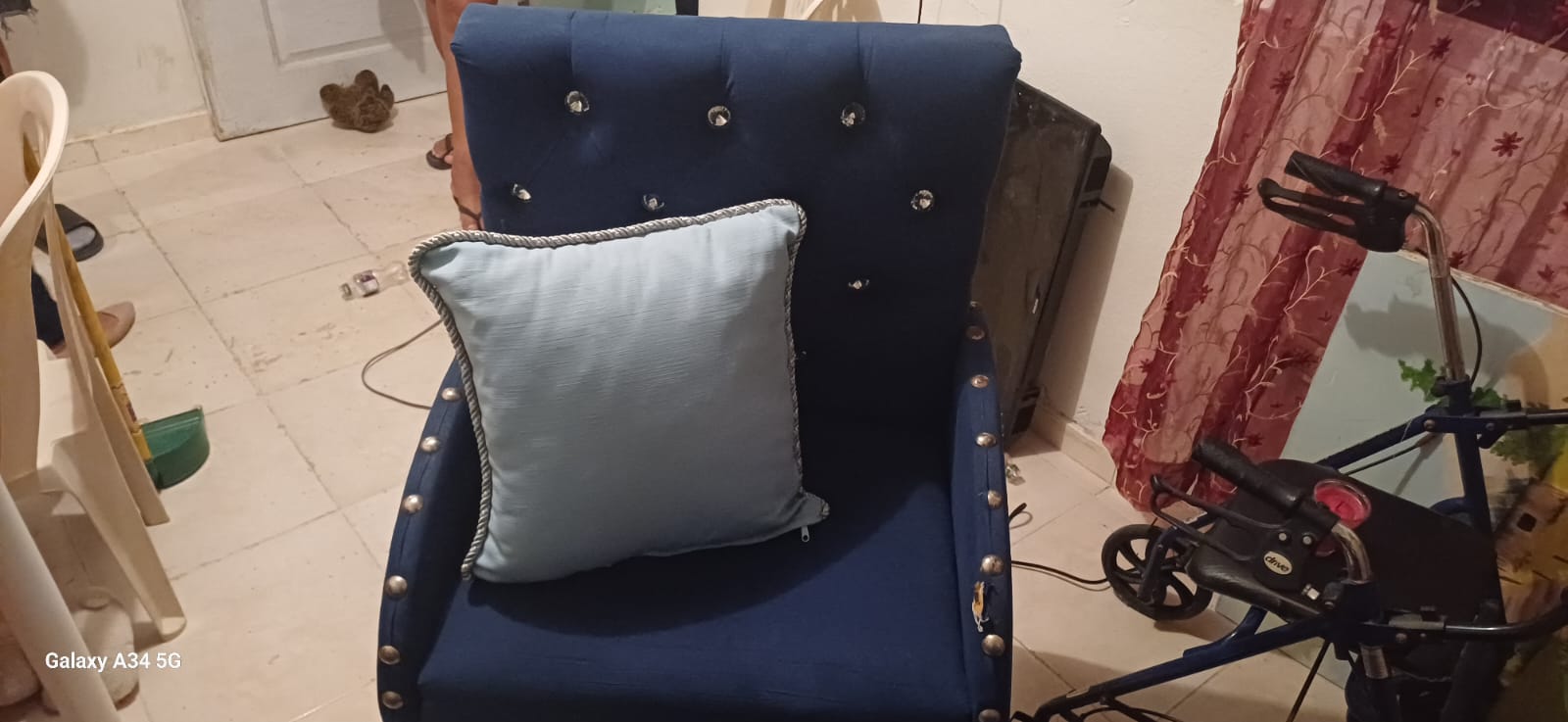 muebles y colchones - VENDO JUEGO DE MUEBLES EN CAOBA  1