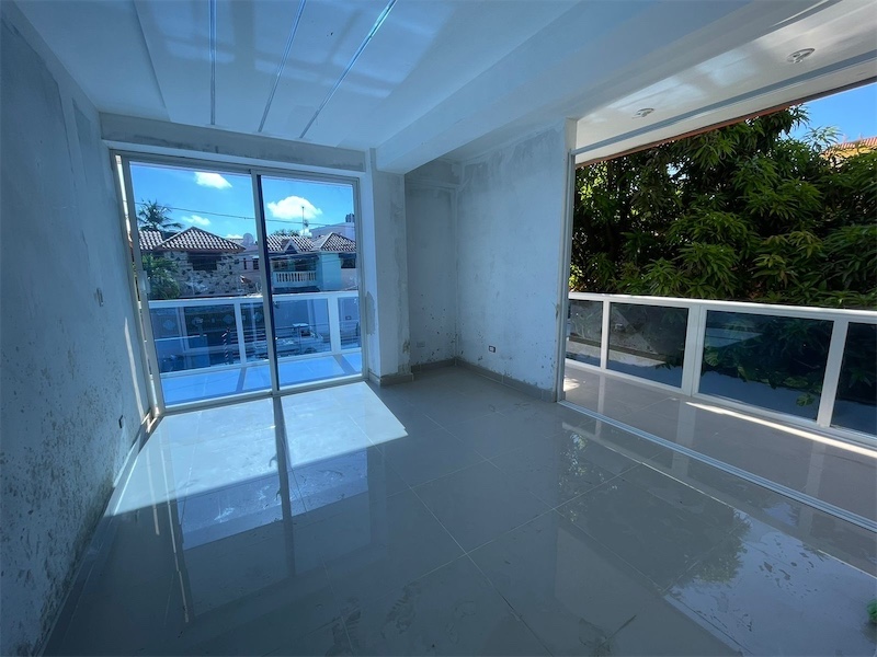 apartamentos - Venta de apartamento en los tres ojos de 160mts Santo Domingo este 0