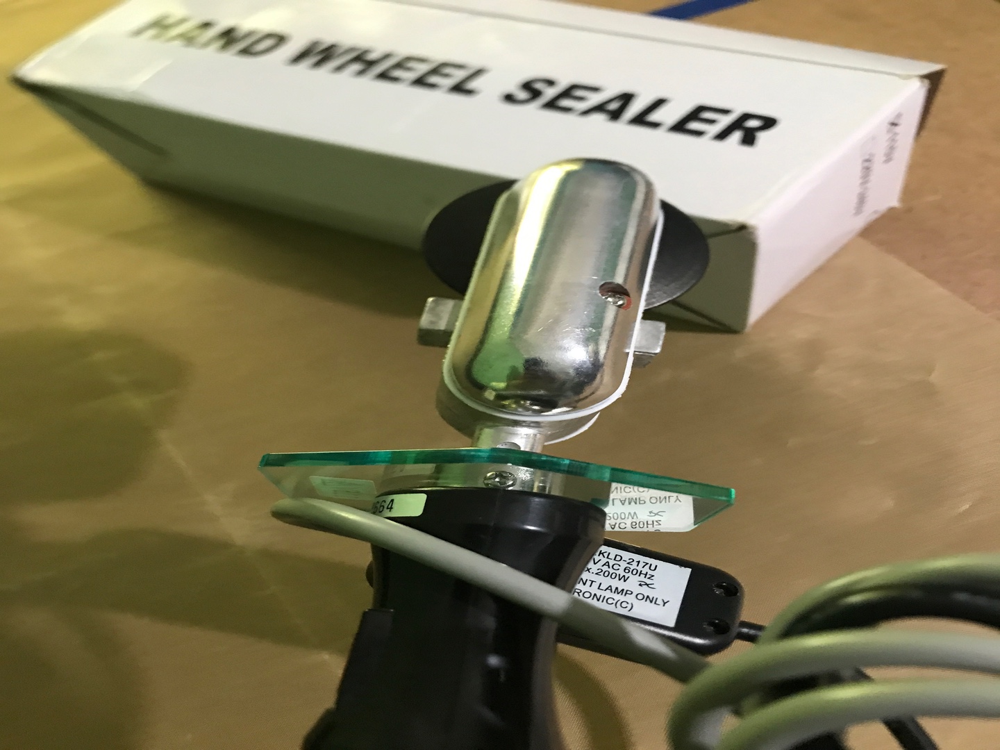 equipos profesionales - SELLADORA DE PLASTICO MANUAL TIPO RODILLO 4