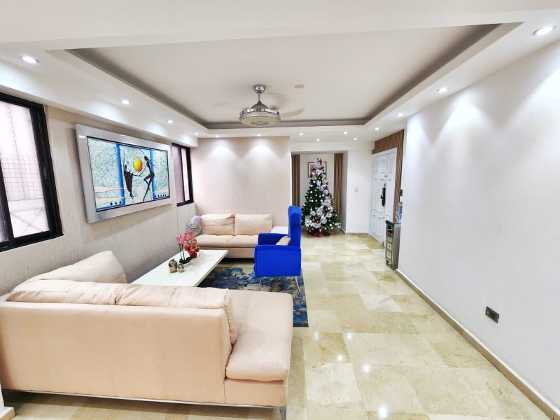 apartamentos - Apartamento en Naco, Con terraza USD$265,000

- 227mt2 de apartamento 
- 5to pis
