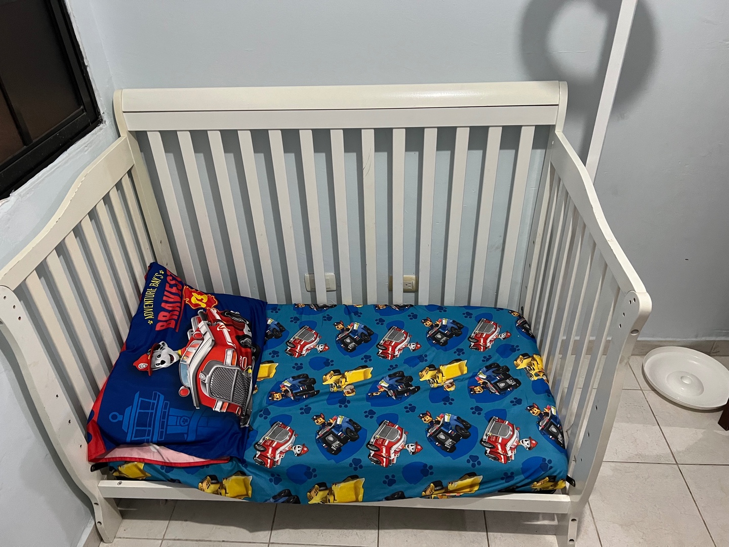 muebles - Vendo Cuna que se convierte en cama RD$7mil