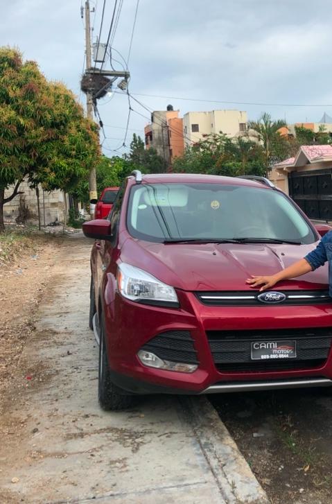 jeepetas y camionetas - Jeepeta Ford Escape 2014