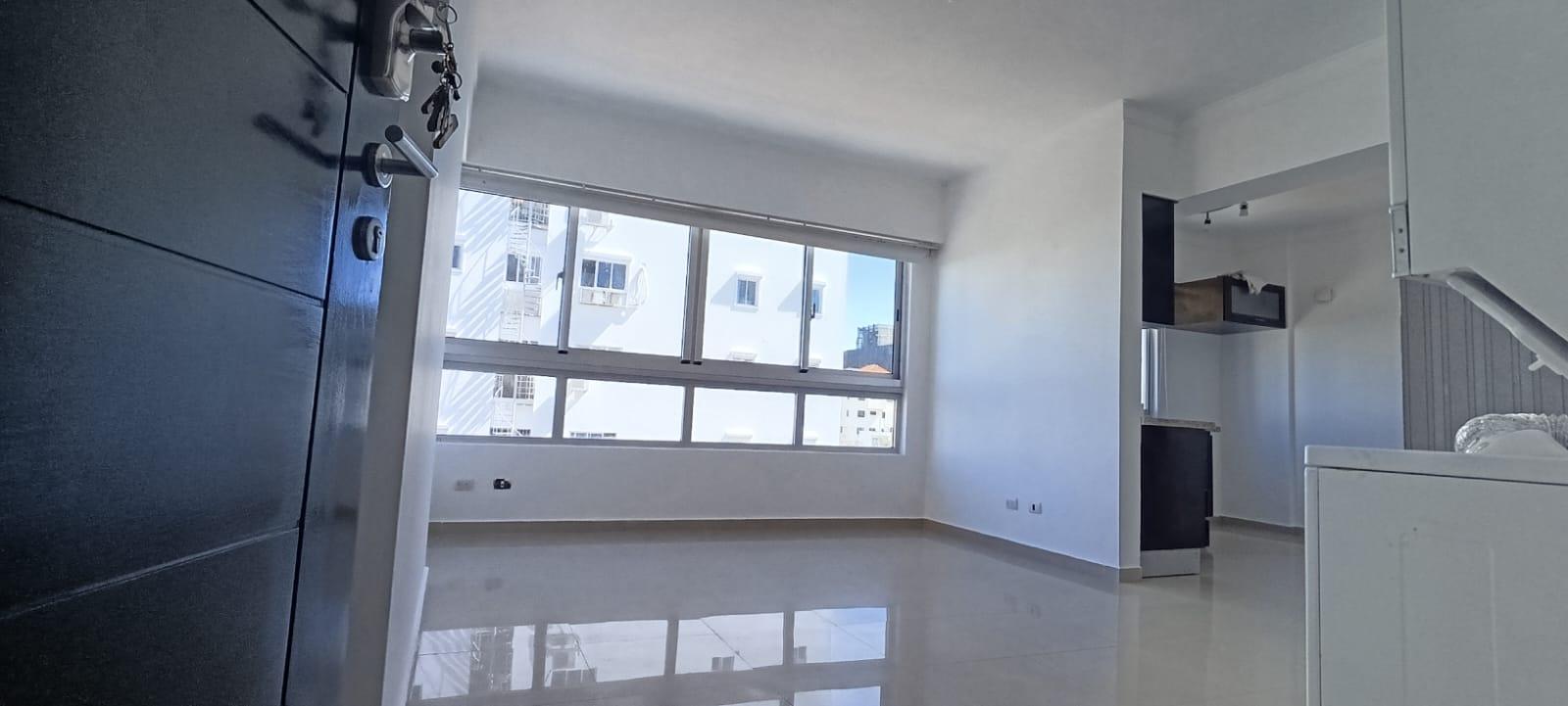 apartamentos - NACO, apartamento de OPORTUNIDAD con balcón, 2hab, sin intermediarios 2