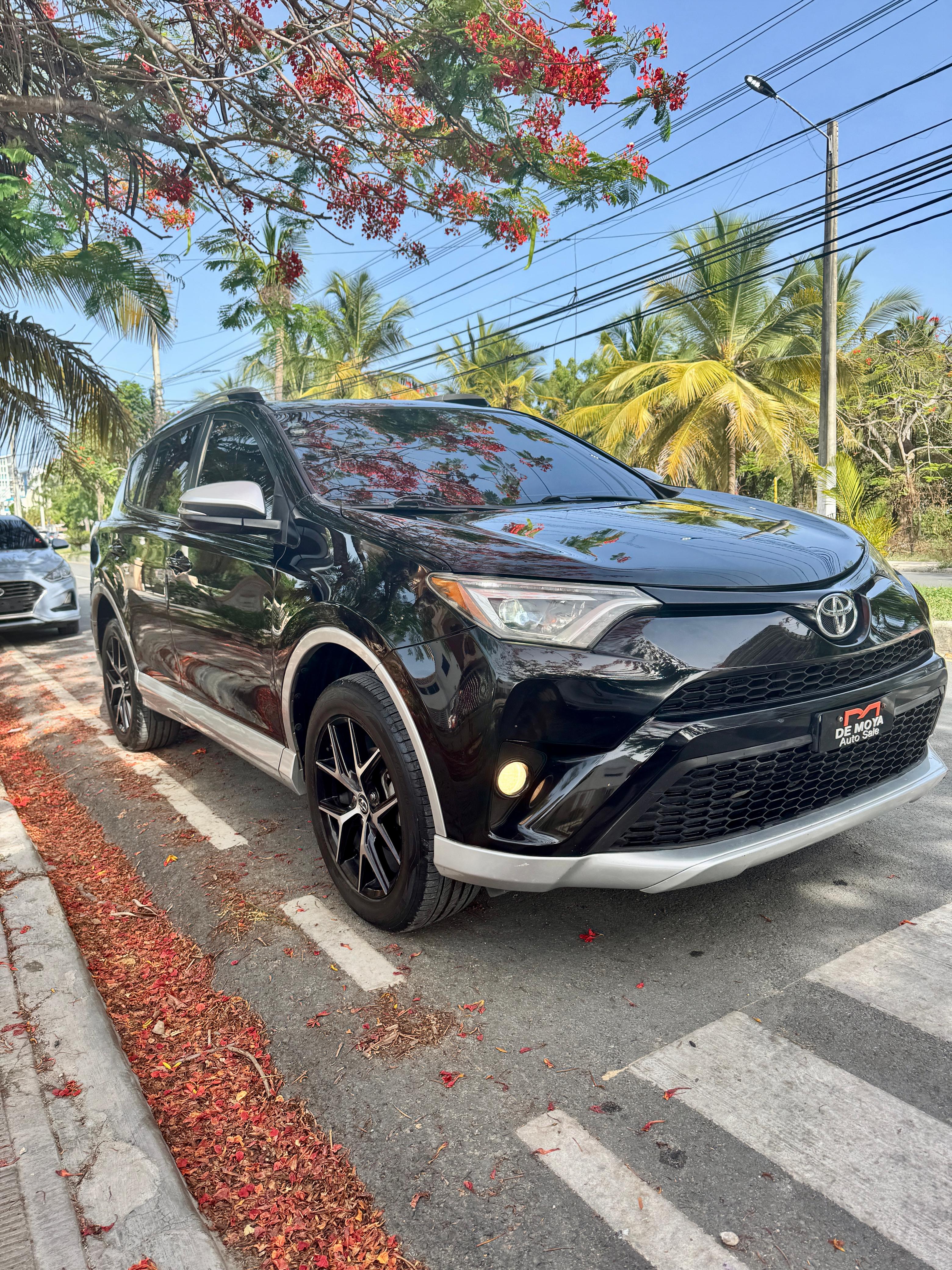 jeepetas y camionetas - Toyota rav4 2016 se 2