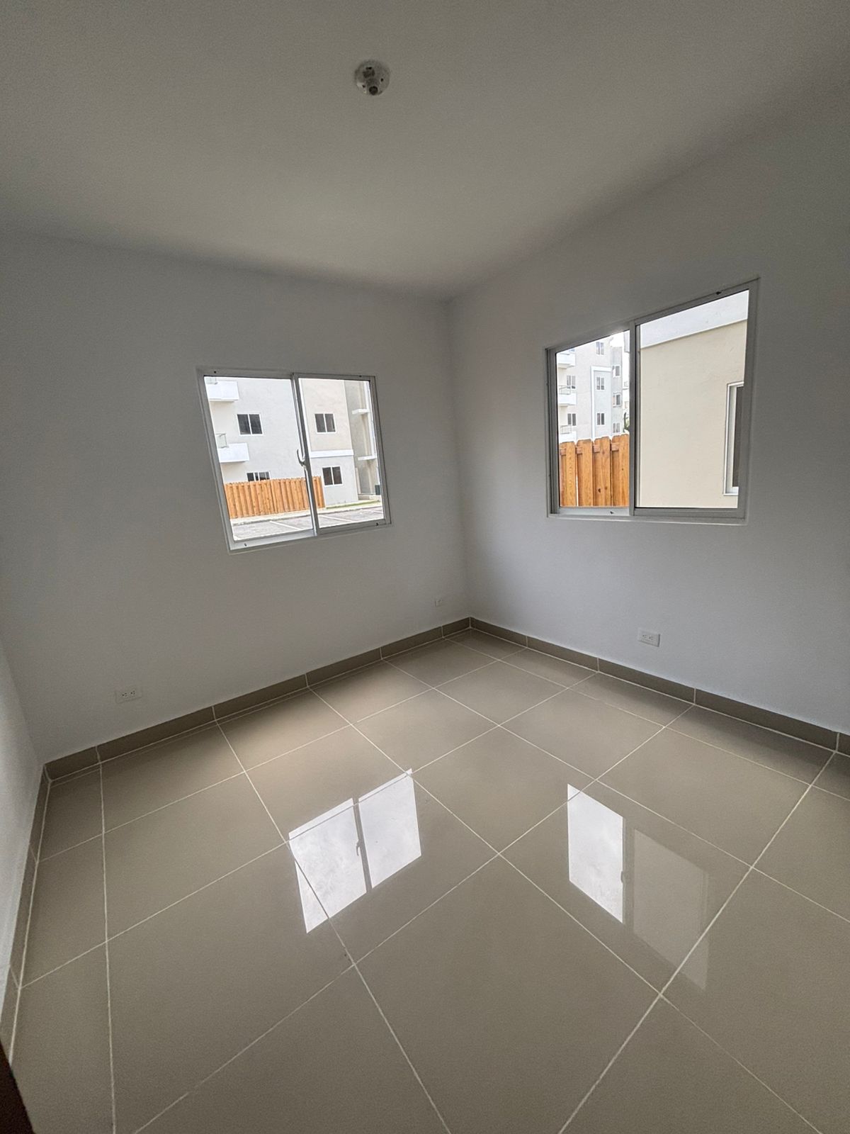 apartamentos - apartamento primer piso nuevo 8